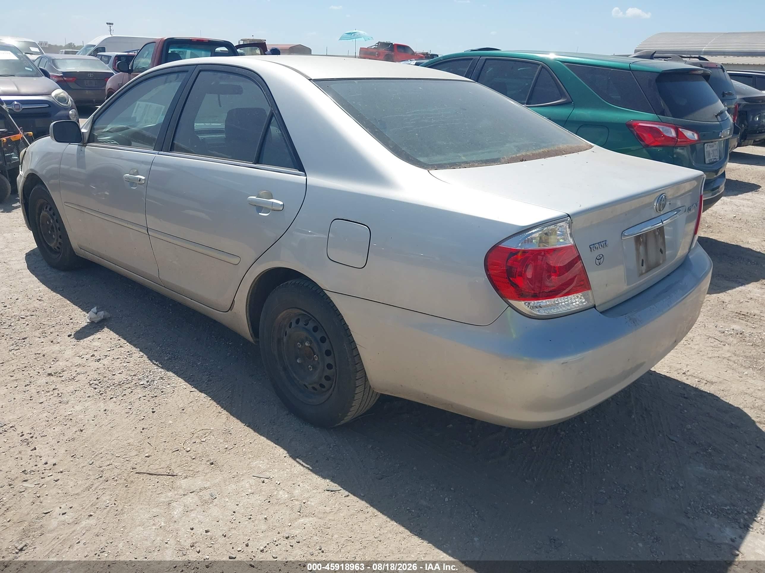 2005 Toyota Camry Le Gray vin: 4T1BE32K35U557653