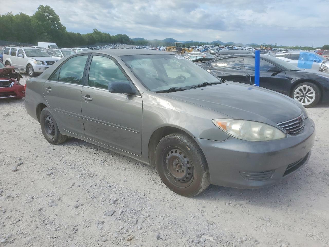 2005 Toyota Camry Standard Gray vin: 4T1BE32K35U558558