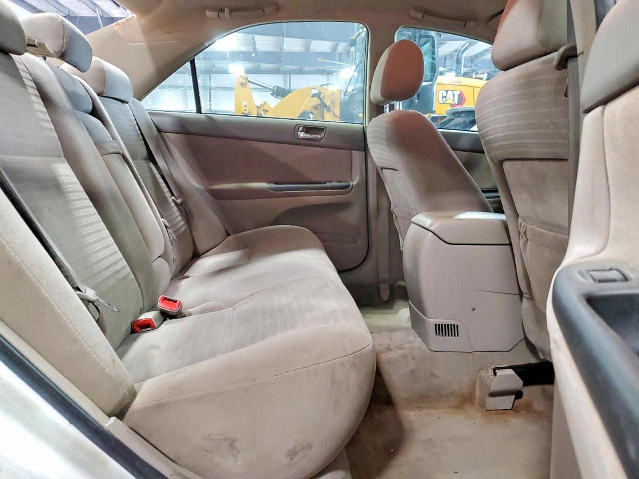 2005 Toyota Camry Le White vin: 4T1BE32K35U574663