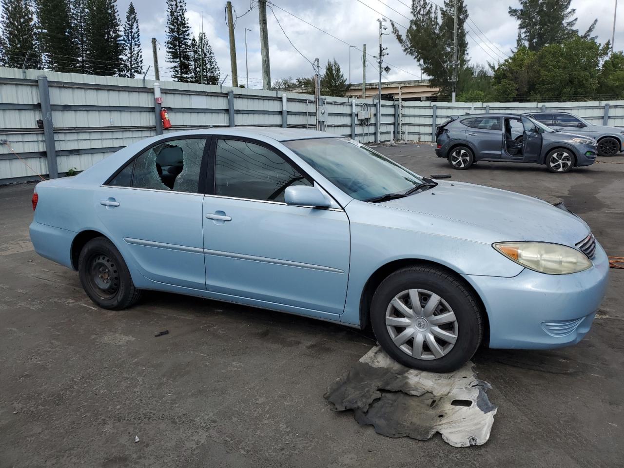2005 Toyota Camry Le Синий vin: 4T1BE32K35U597151