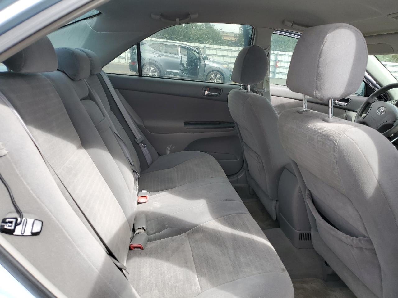 2005 Toyota Camry Le Синий vin: 4T1BE32K35U597151