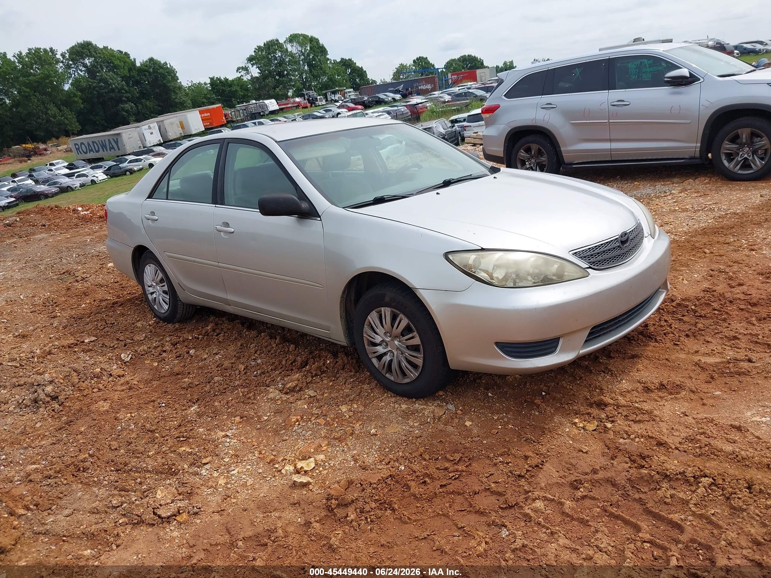 2005 Toyota Camry Std Silver vin: 4T1BE32K35U640029