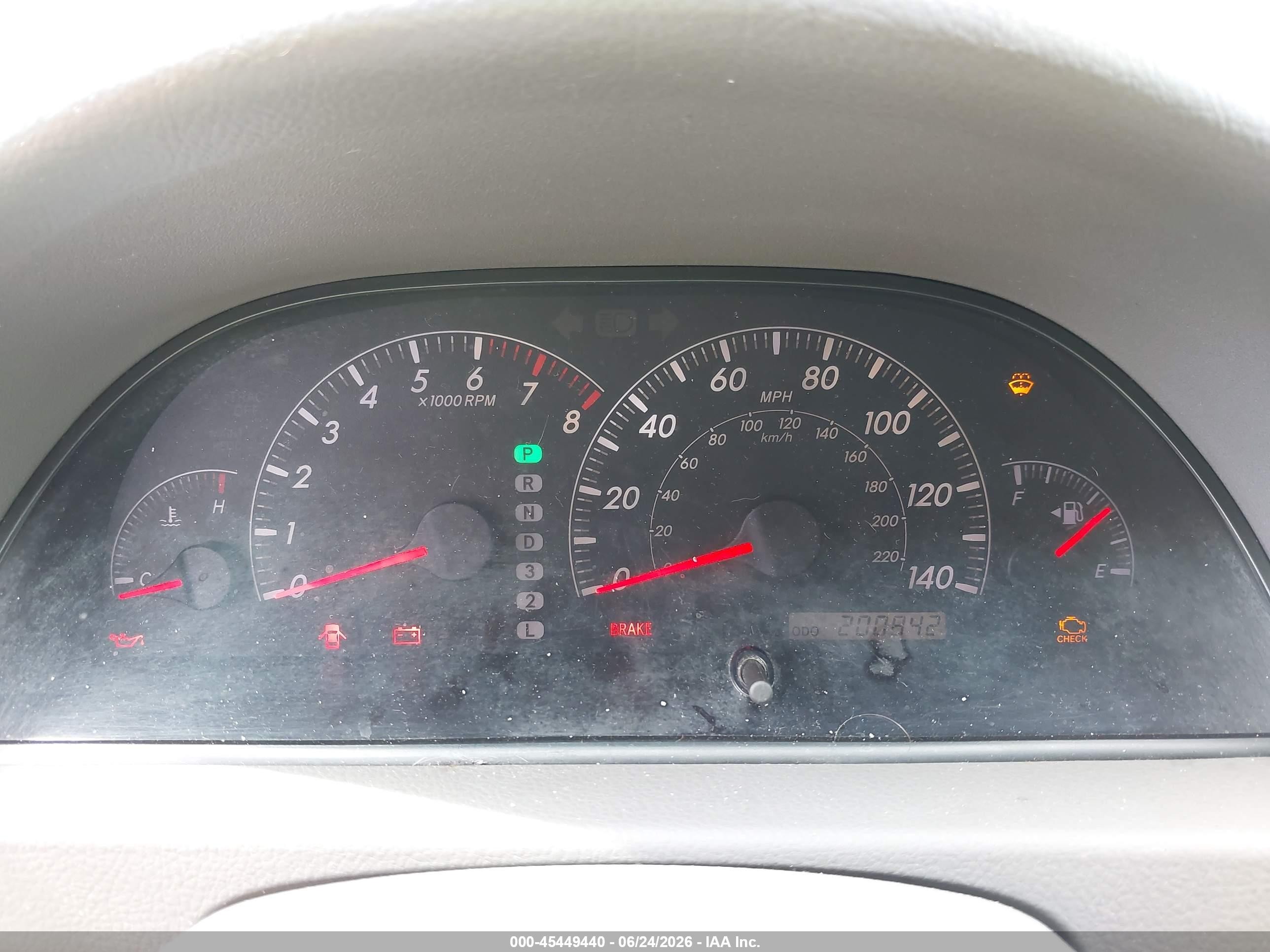 2005 Toyota Camry Std Silver vin: 4T1BE32K35U640029