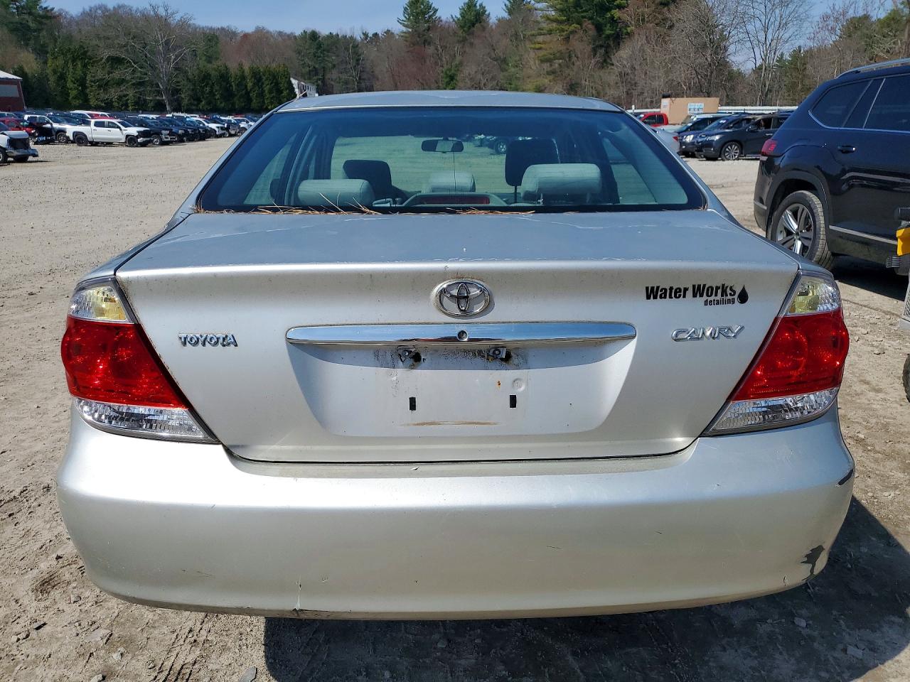 2005 Toyota Camry Standard Серебряный vin: 4T1BE32K35U955655