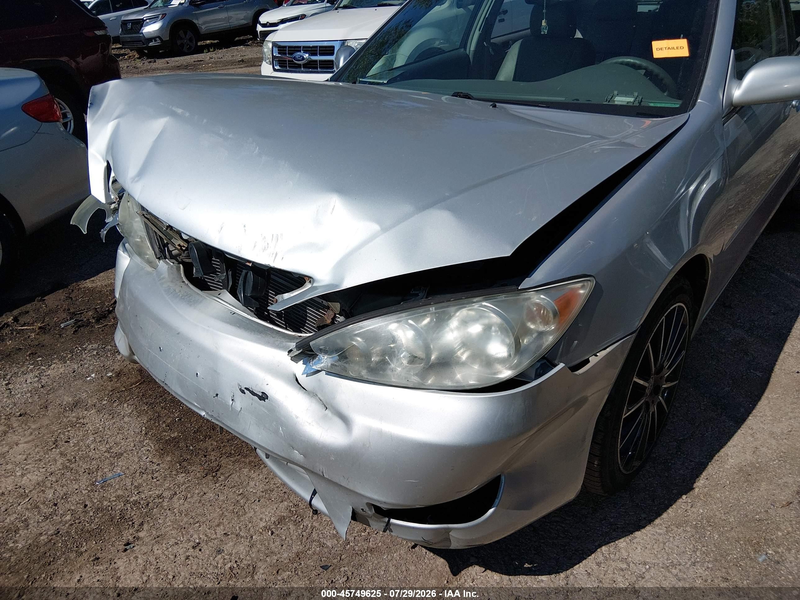 2005 Toyota Camry Xle Silver vin: 4T1BE32K35U961018