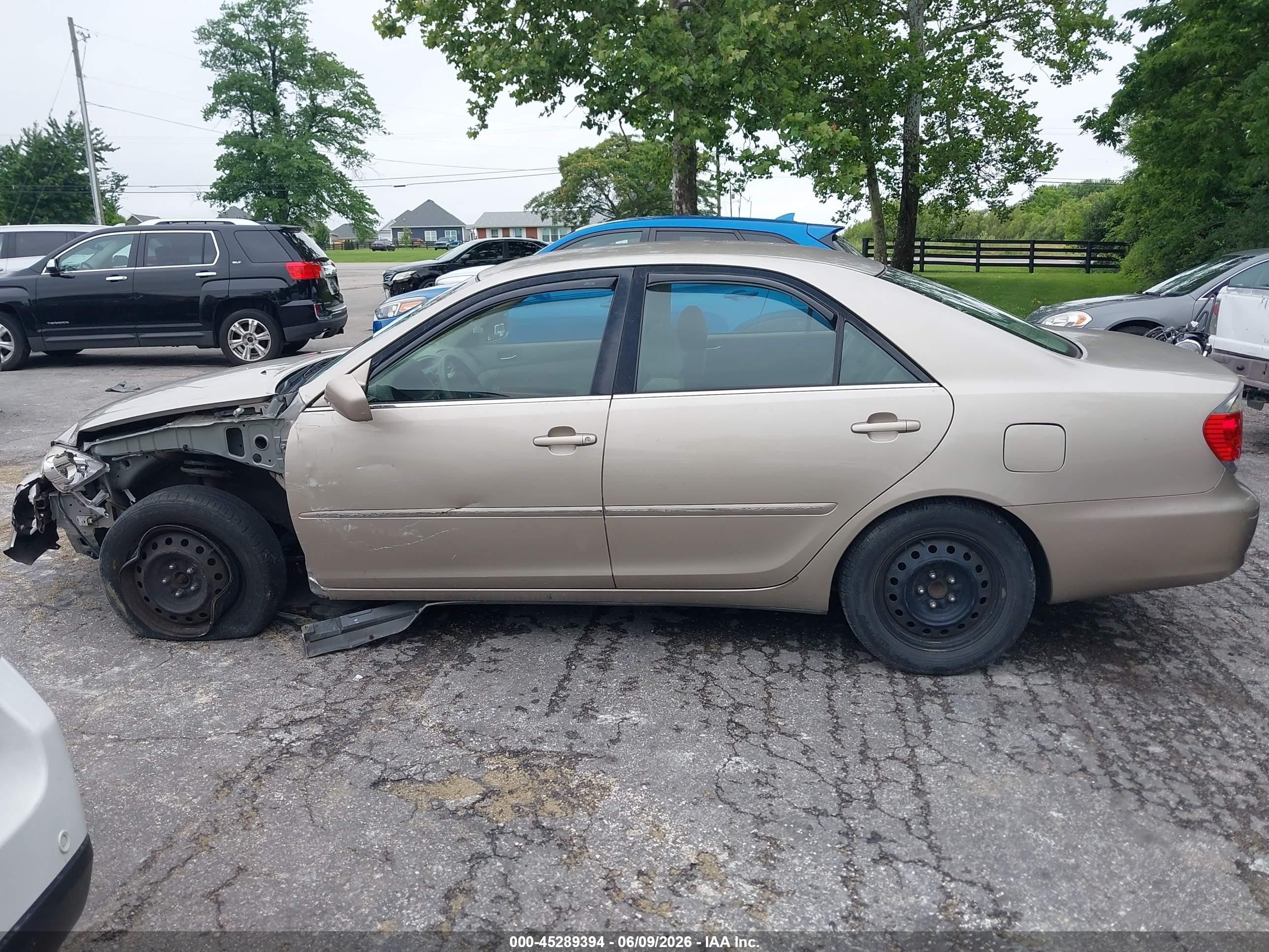 2005 Toyota Camry Xle Beige vin: 4T1BE32K35U992527