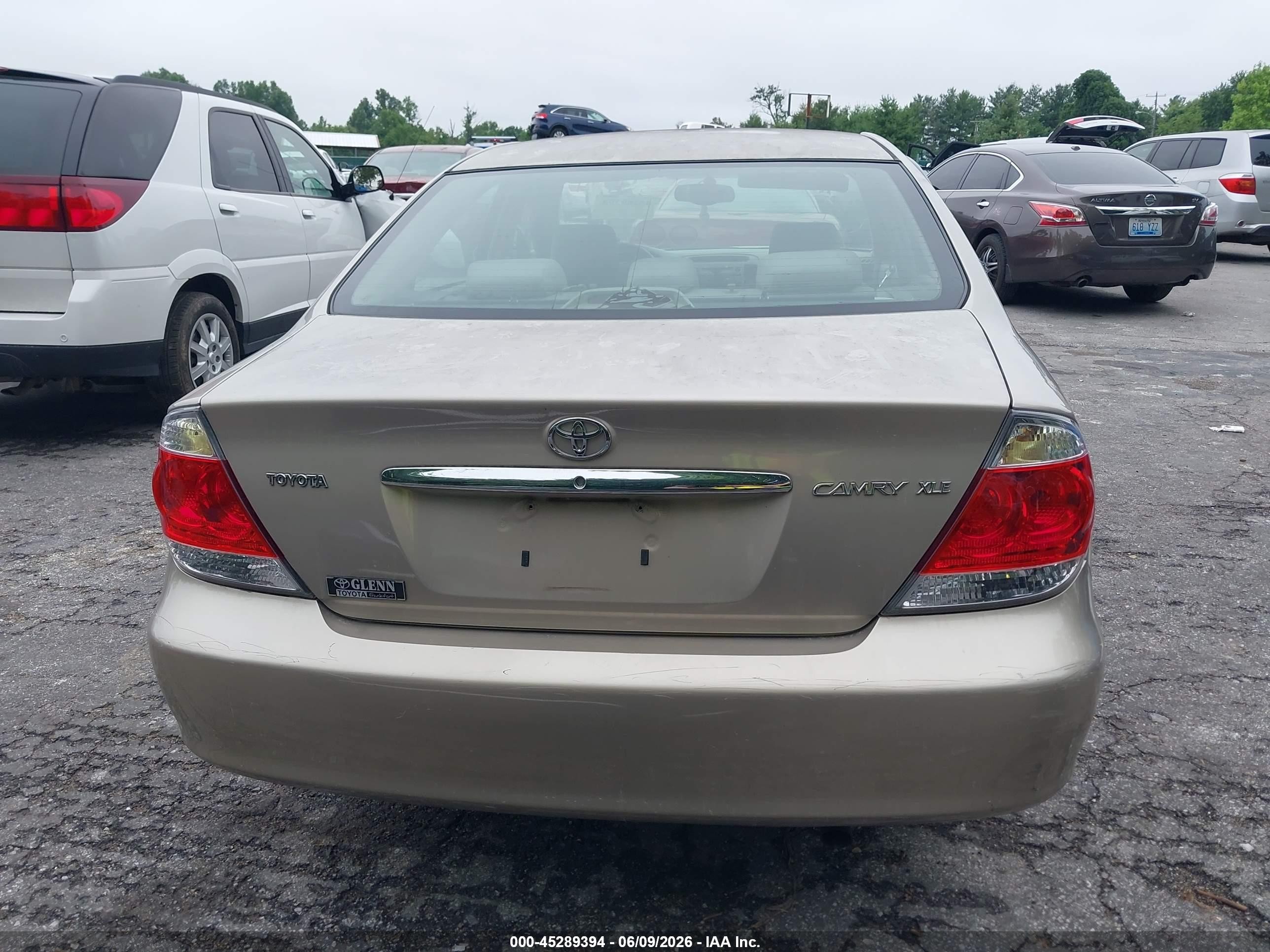 2005 Toyota Camry Xle Beige vin: 4T1BE32K35U992527