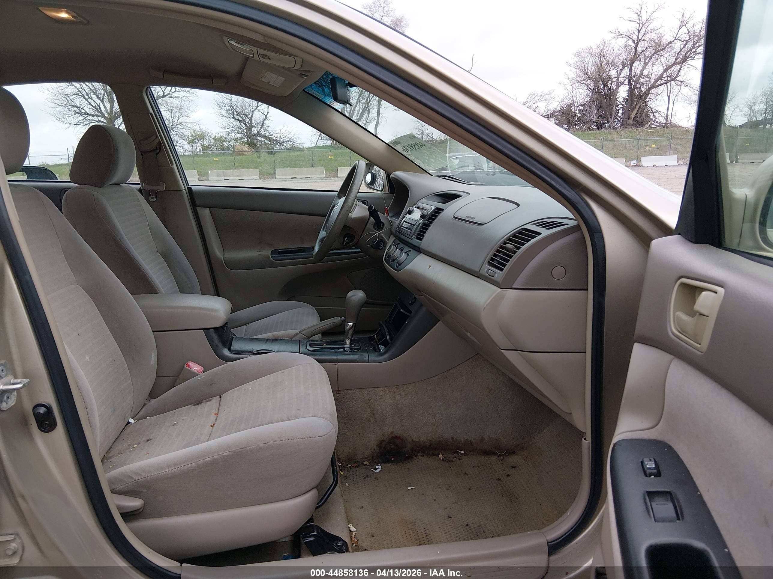2006 Toyota Camry Le Beige vin: 4T1BE32K36U150062