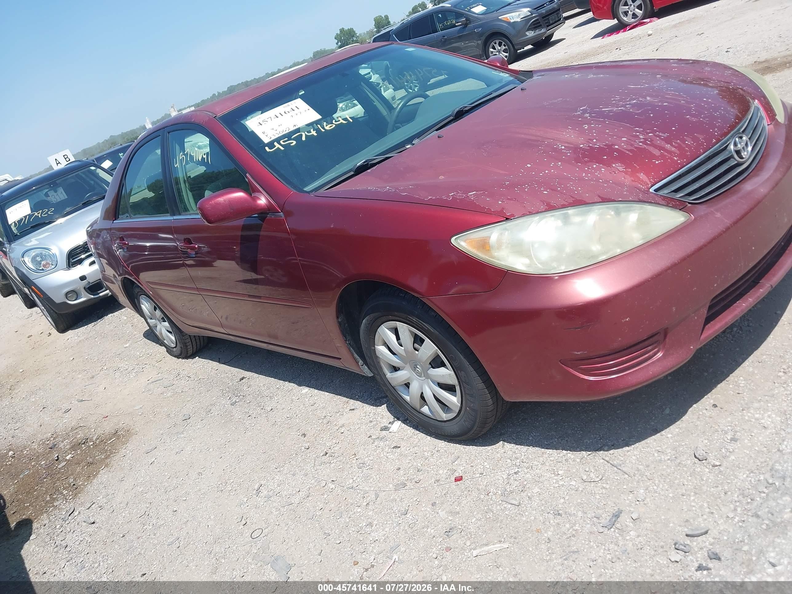2006 Toyota Camry Le Red vin: 4T1BE32K36U151843
