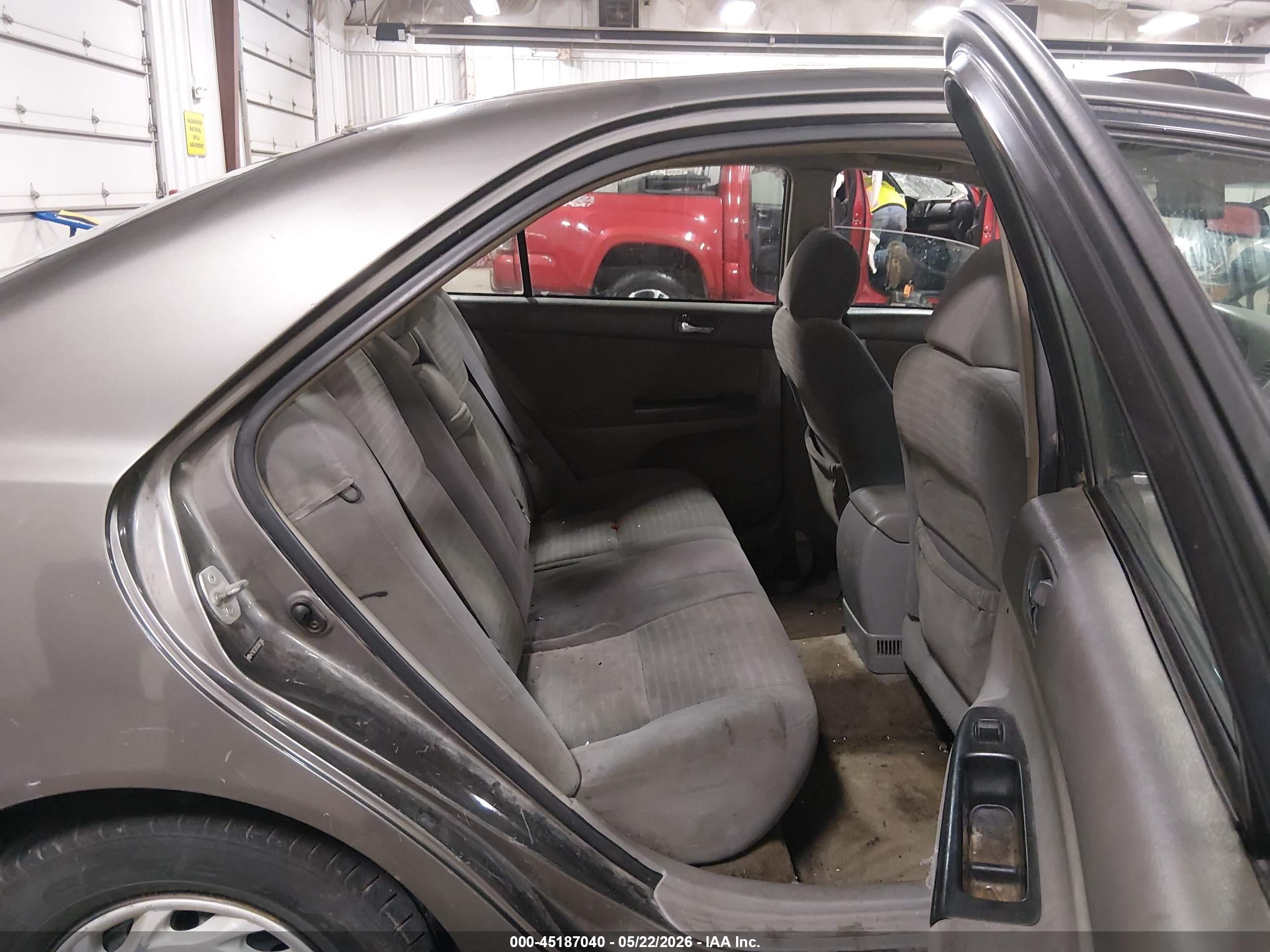 2006 Toyota Camry Le Gray vin: 4T1BE32K36U673906