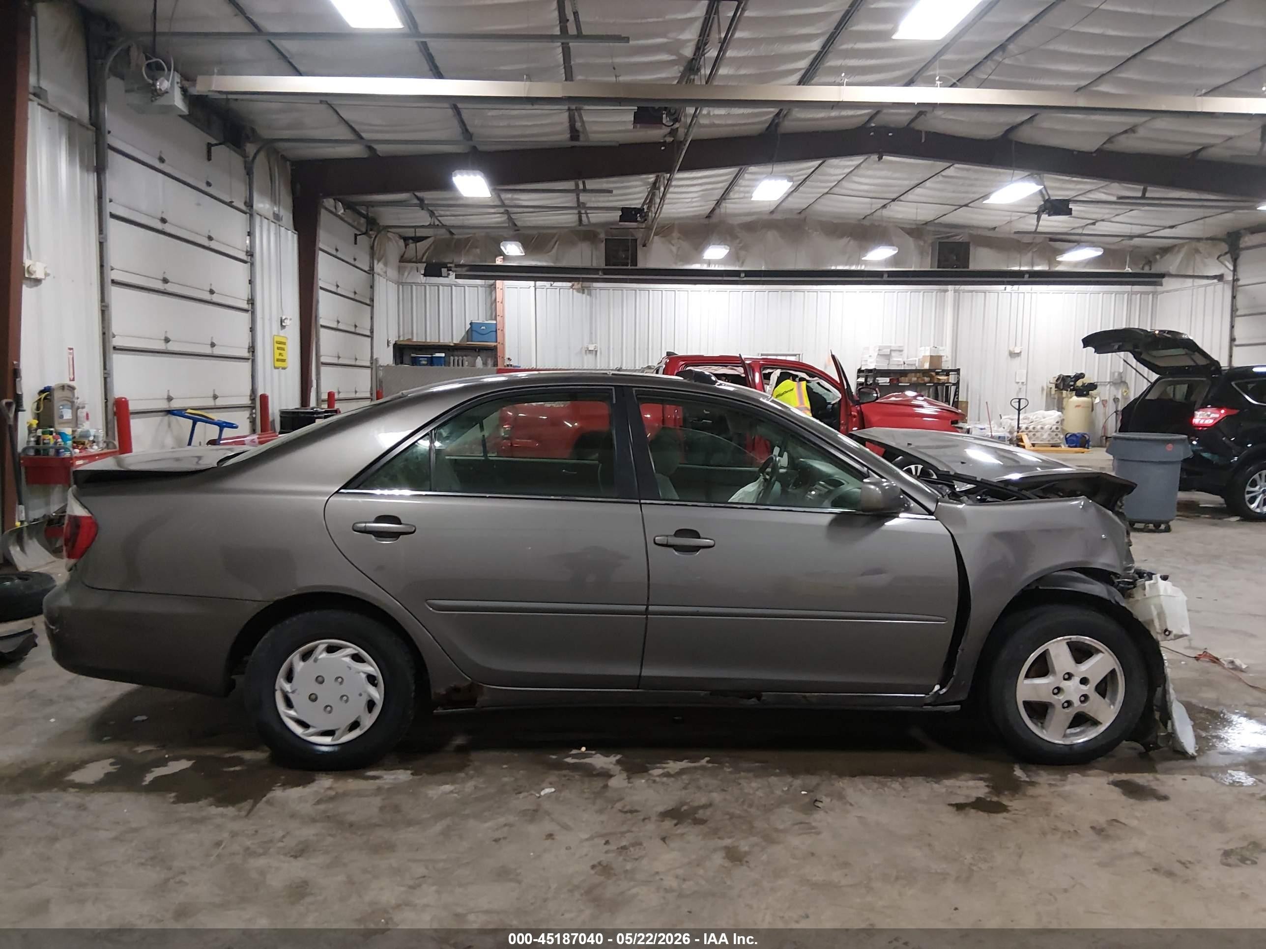 2006 Toyota Camry Le Gray vin: 4T1BE32K36U673906