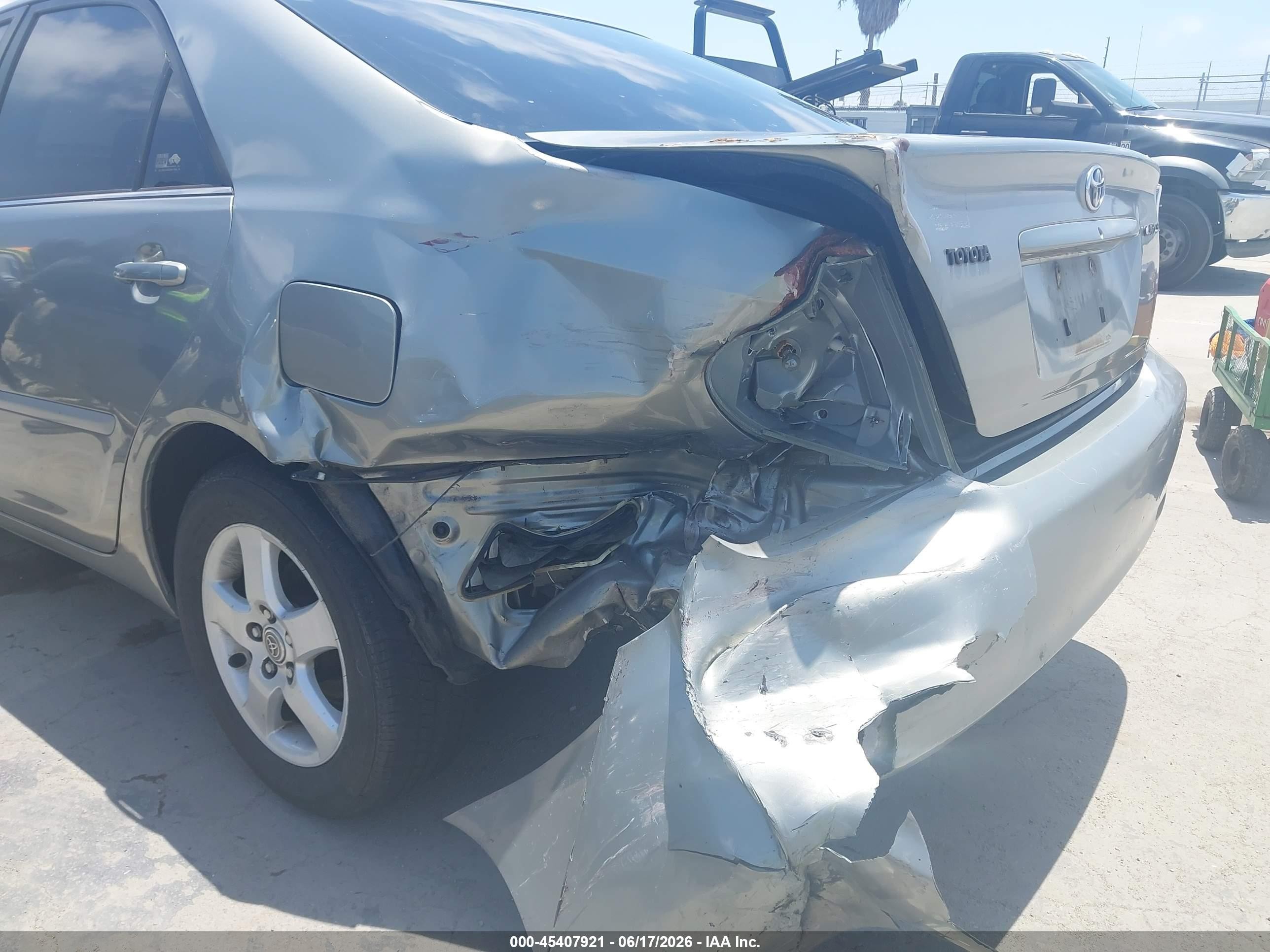 2006 Toyota Camry Se Серебряный vin: 4T1BE32K36U696070