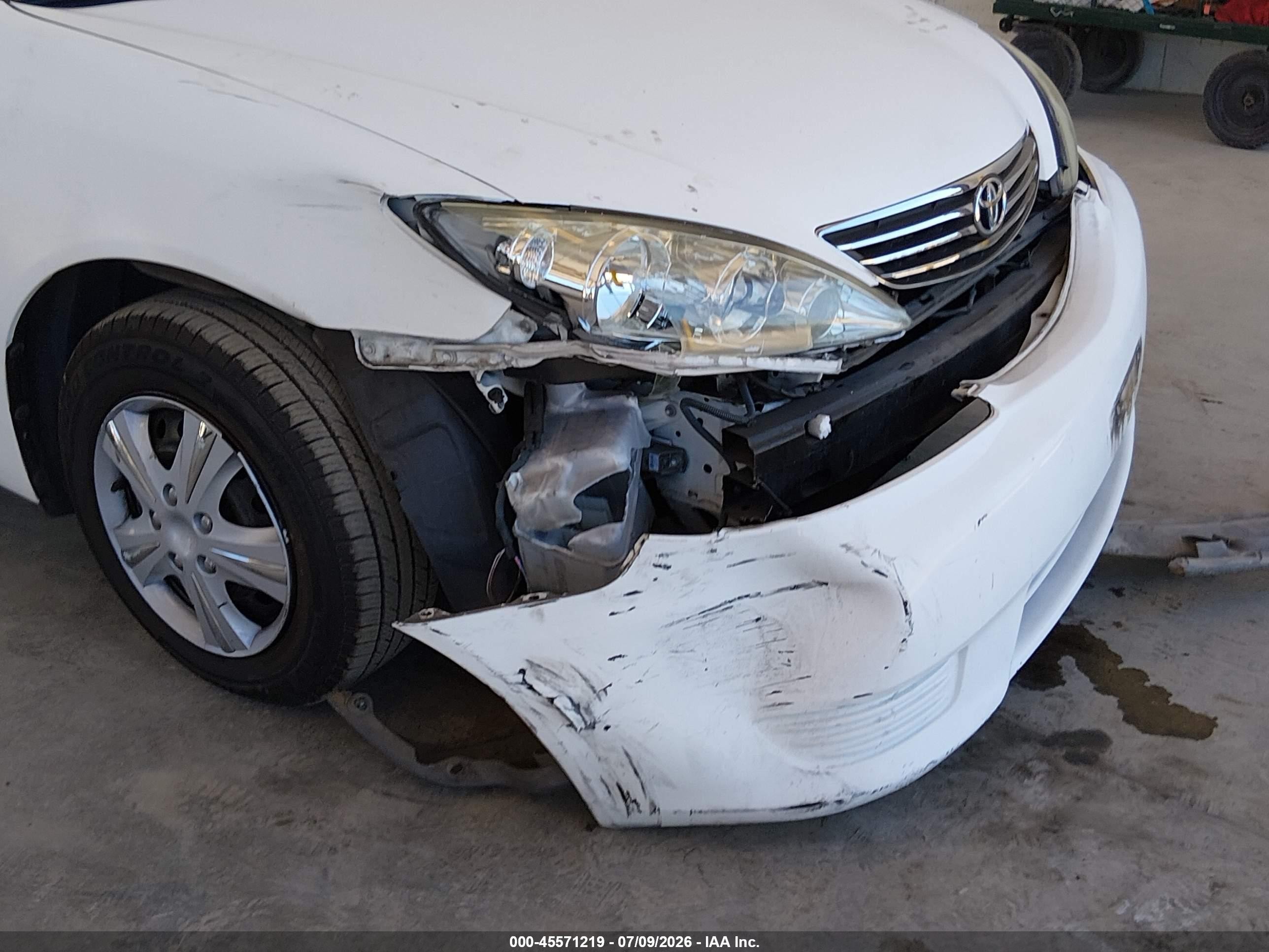 2006 Toyota Camry Le White vin: 4T1BE32K36U722702