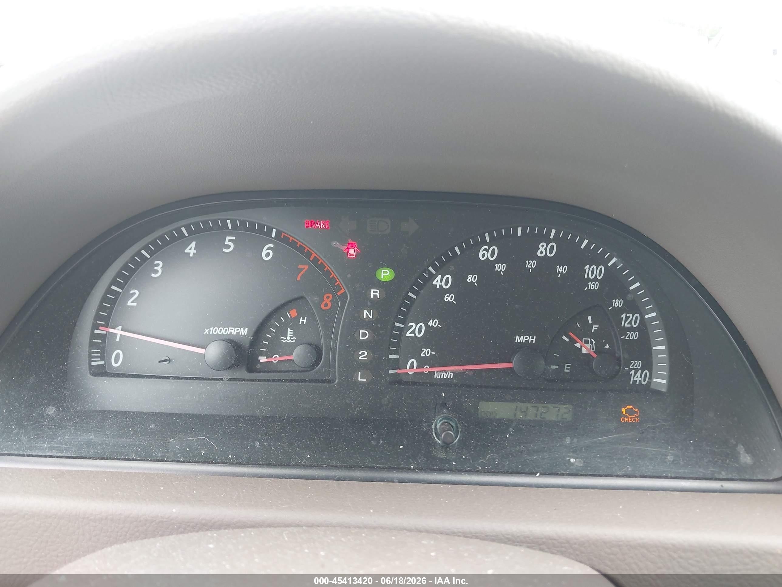 2002 Toyota Camry Le White vin: 4T1BE32K42U072031