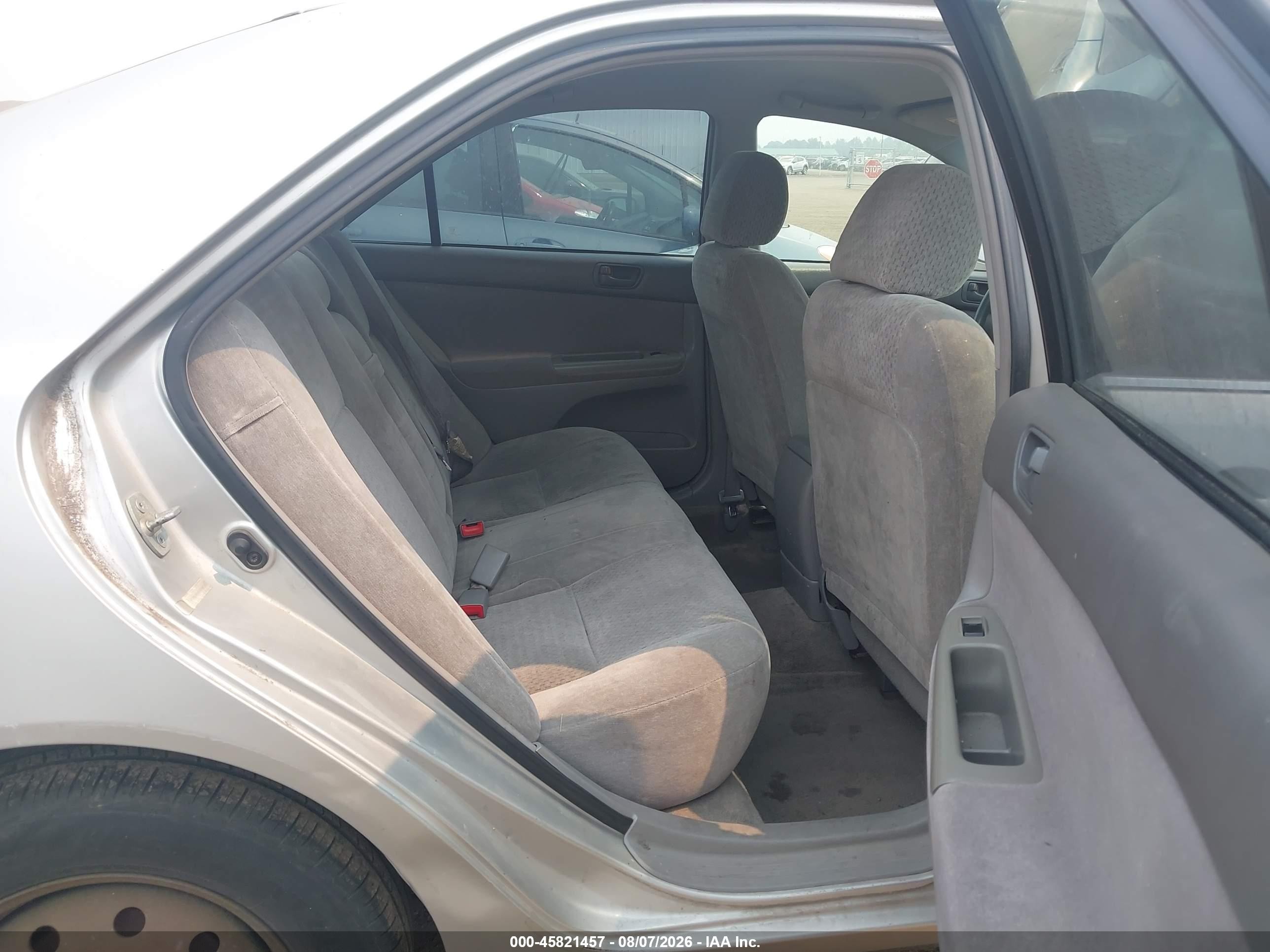 2002 Toyota Camry Le Silver vin: 4T1BE32K42U084972