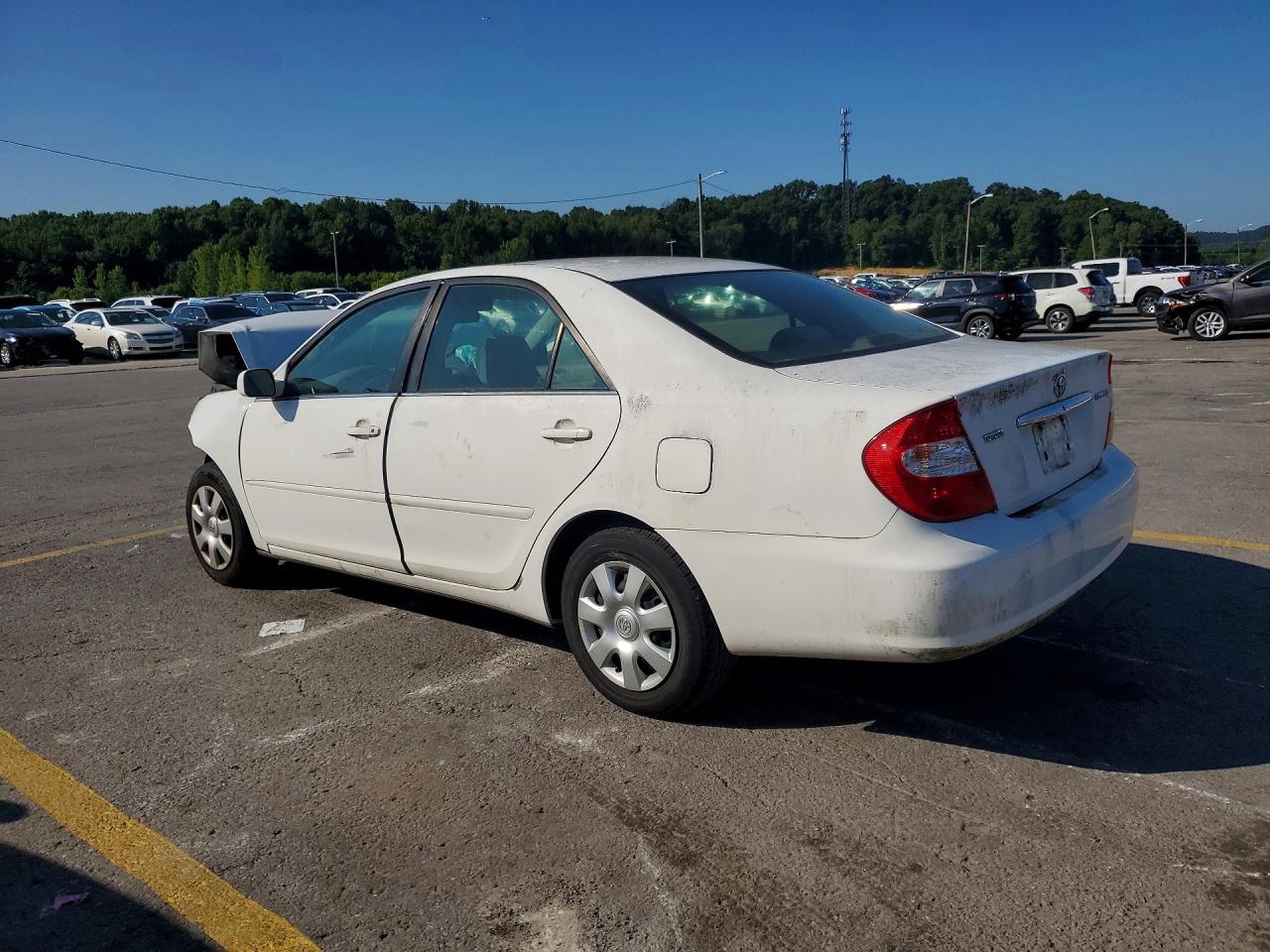 2002 Toyota Camry Le White vin: 4T1BE32K42U115704