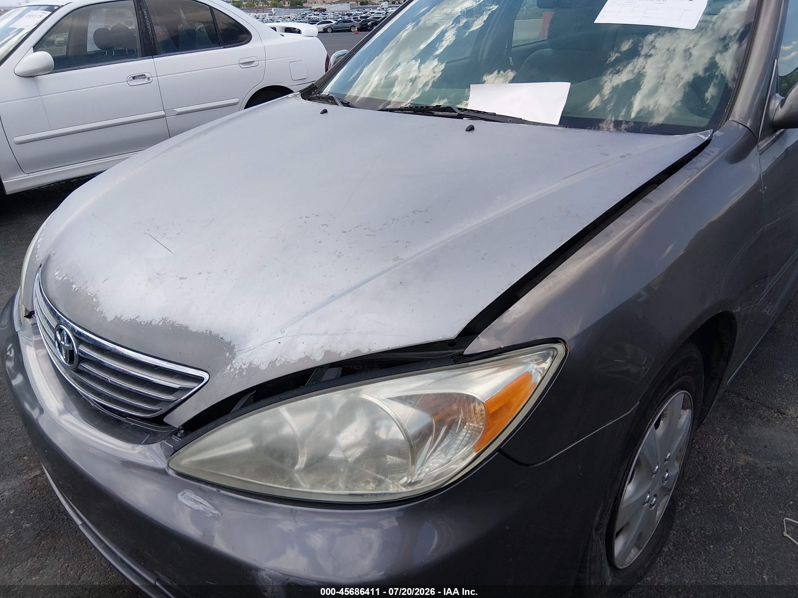 2002 Toyota Camry Le Gray vin: 4T1BE32K42U515164