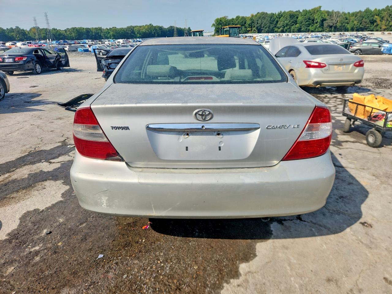 2002 Toyota Camry Le Серебряный vin: 4T1BE32K42U559486