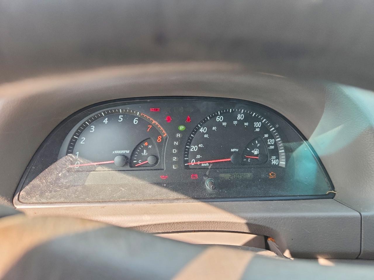 2002 Toyota Camry Le Серебряный vin: 4T1BE32K42U559486