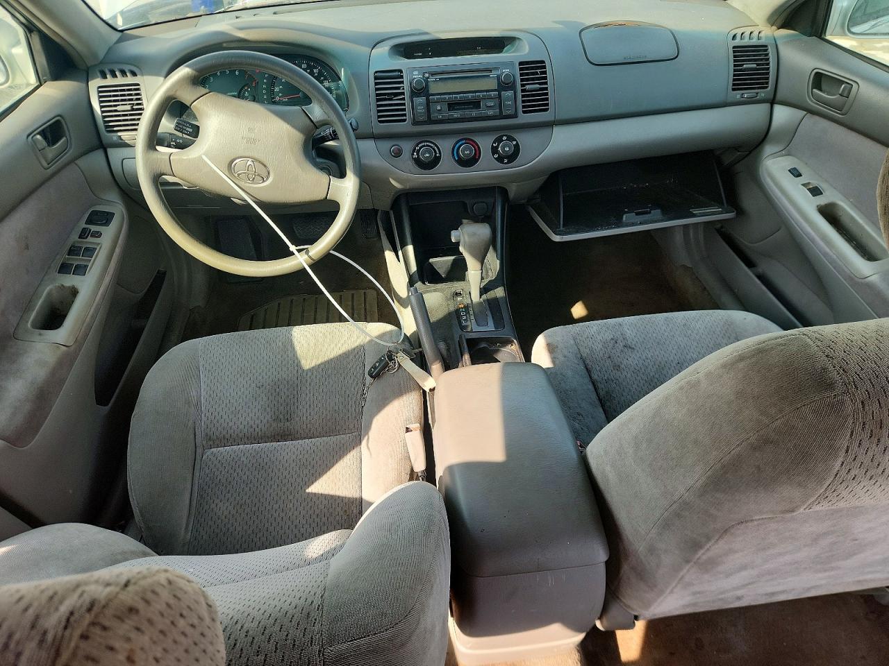 2002 Toyota Camry Le Серебряный vin: 4T1BE32K42U559486