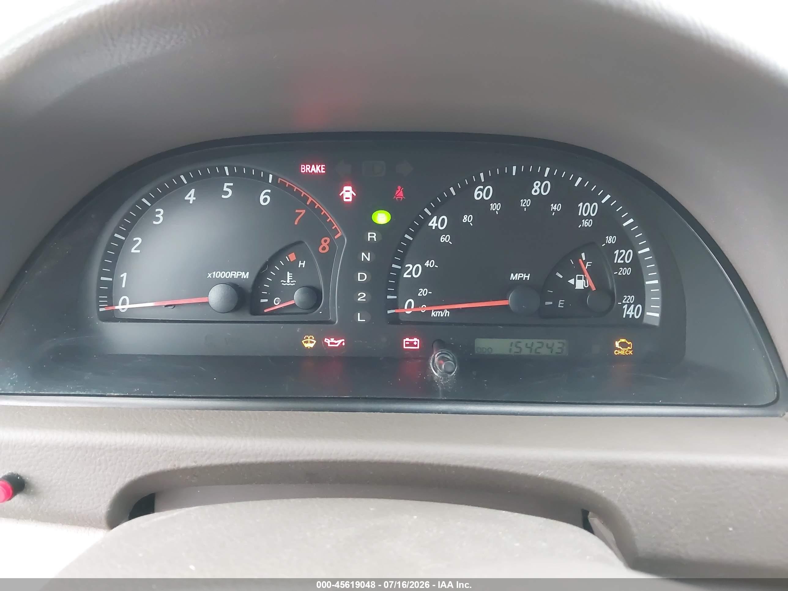 2003 Toyota Camry Le Gold vin: 4T1BE32K43U130642