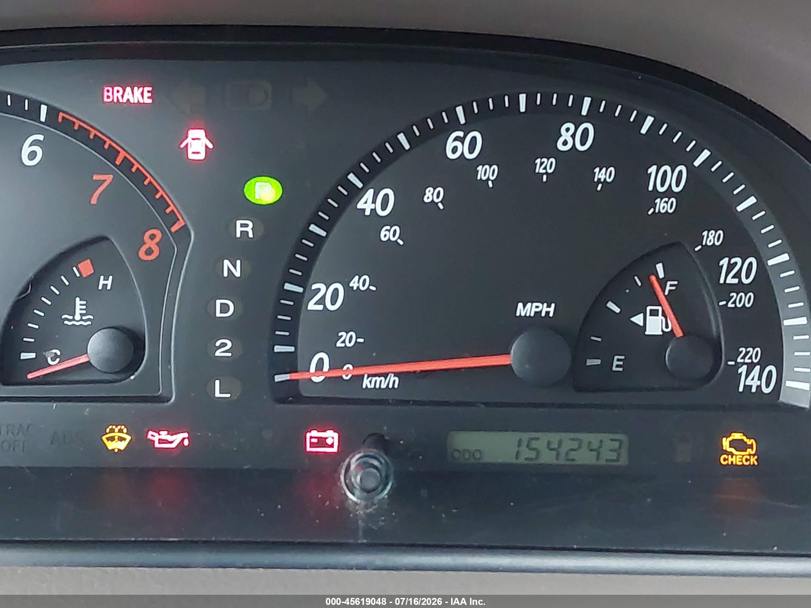 2003 Toyota Camry Le Gold vin: 4T1BE32K43U130642