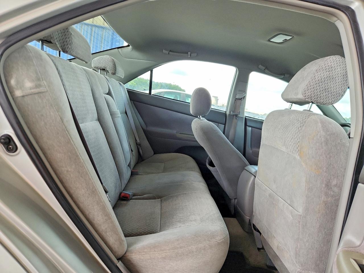 2003 Toyota Camry Le Silver vin: 4T1BE32K43U134089