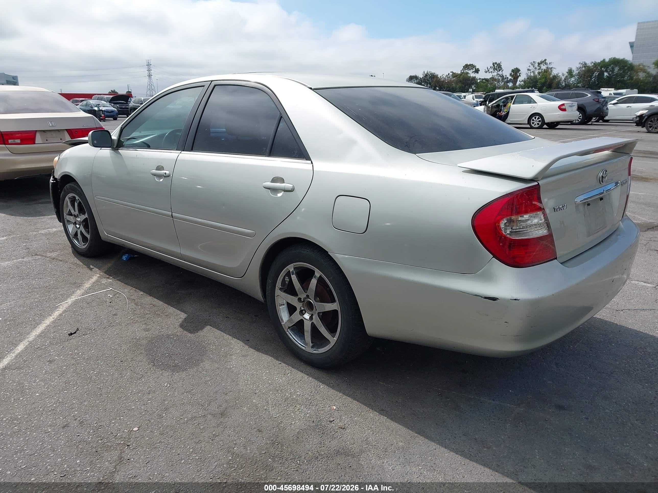 2003 Toyota Camry Le Silver vin: 4T1BE32K43U154262