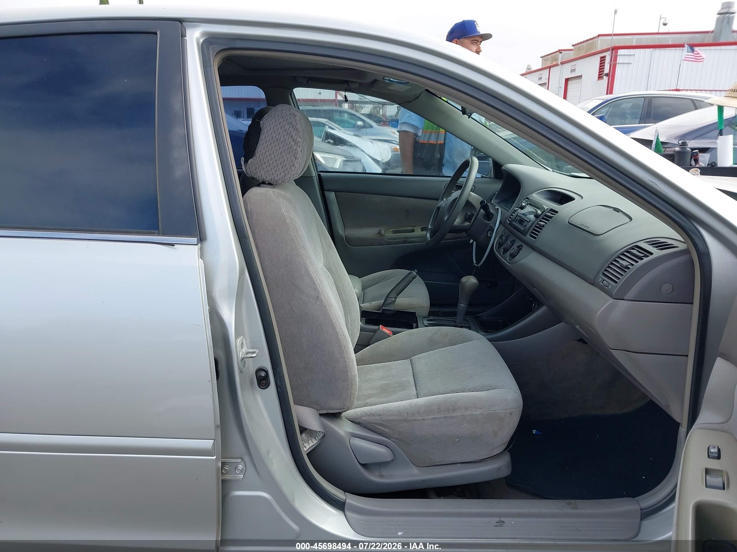 2003 Toyota Camry Le Silver vin: 4T1BE32K43U154262