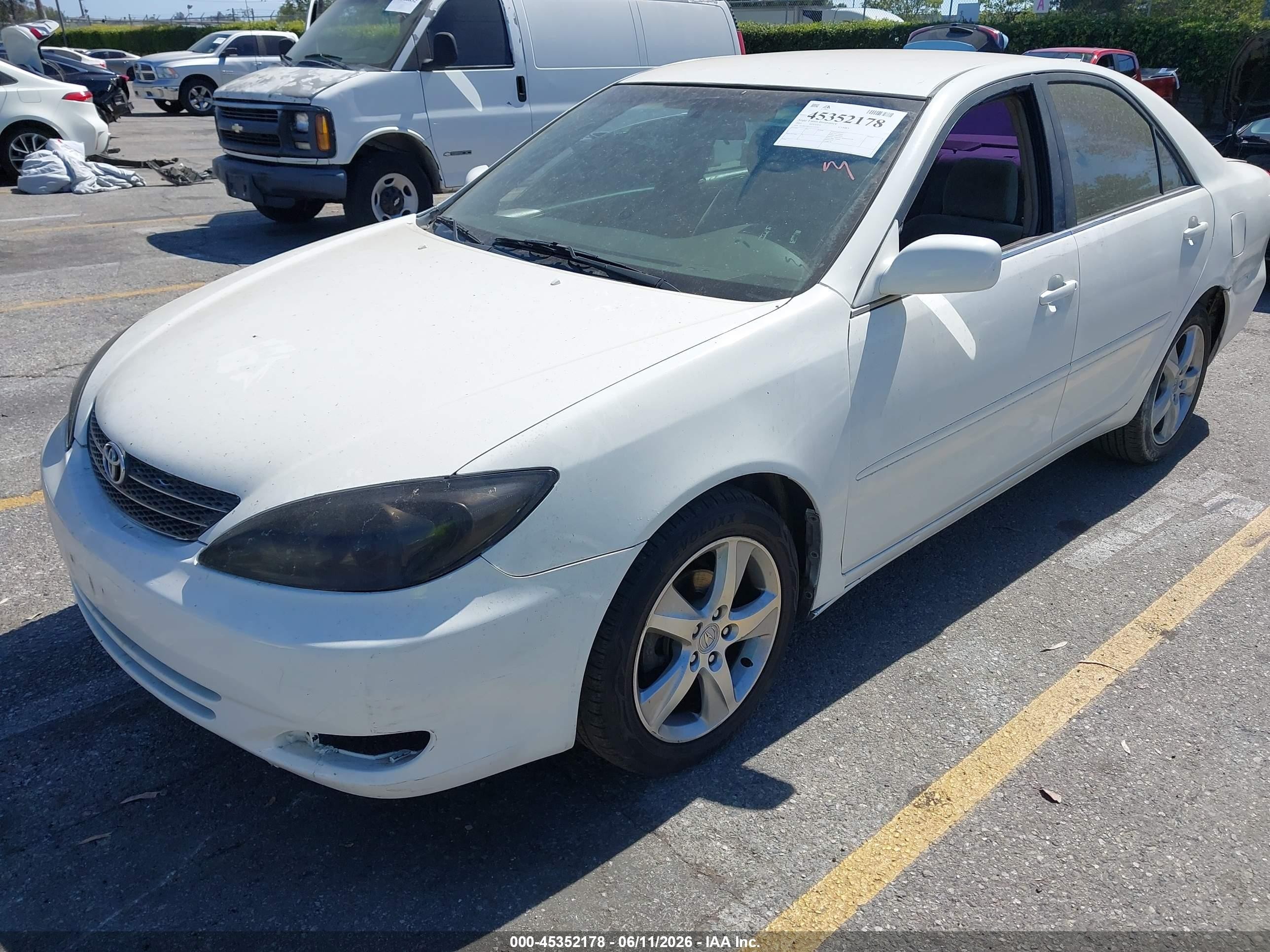 2003 Toyota Camry Le White vin: 4T1BE32K43U173135