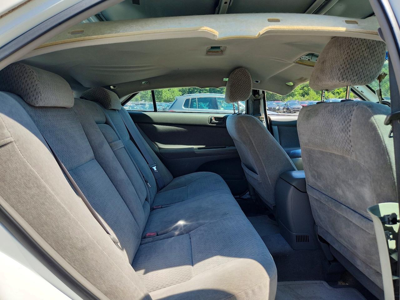 2003 Toyota Camry Le White vin: 4T1BE32K43U198228