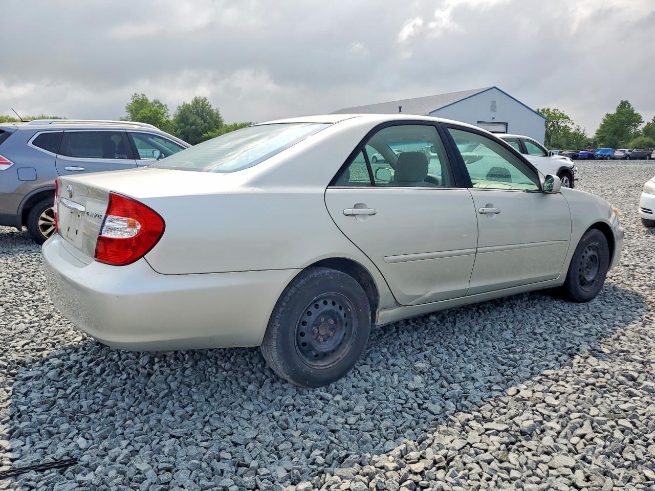 2003 Toyota Camry Le Silver vin: 4T1BE32K43U202665