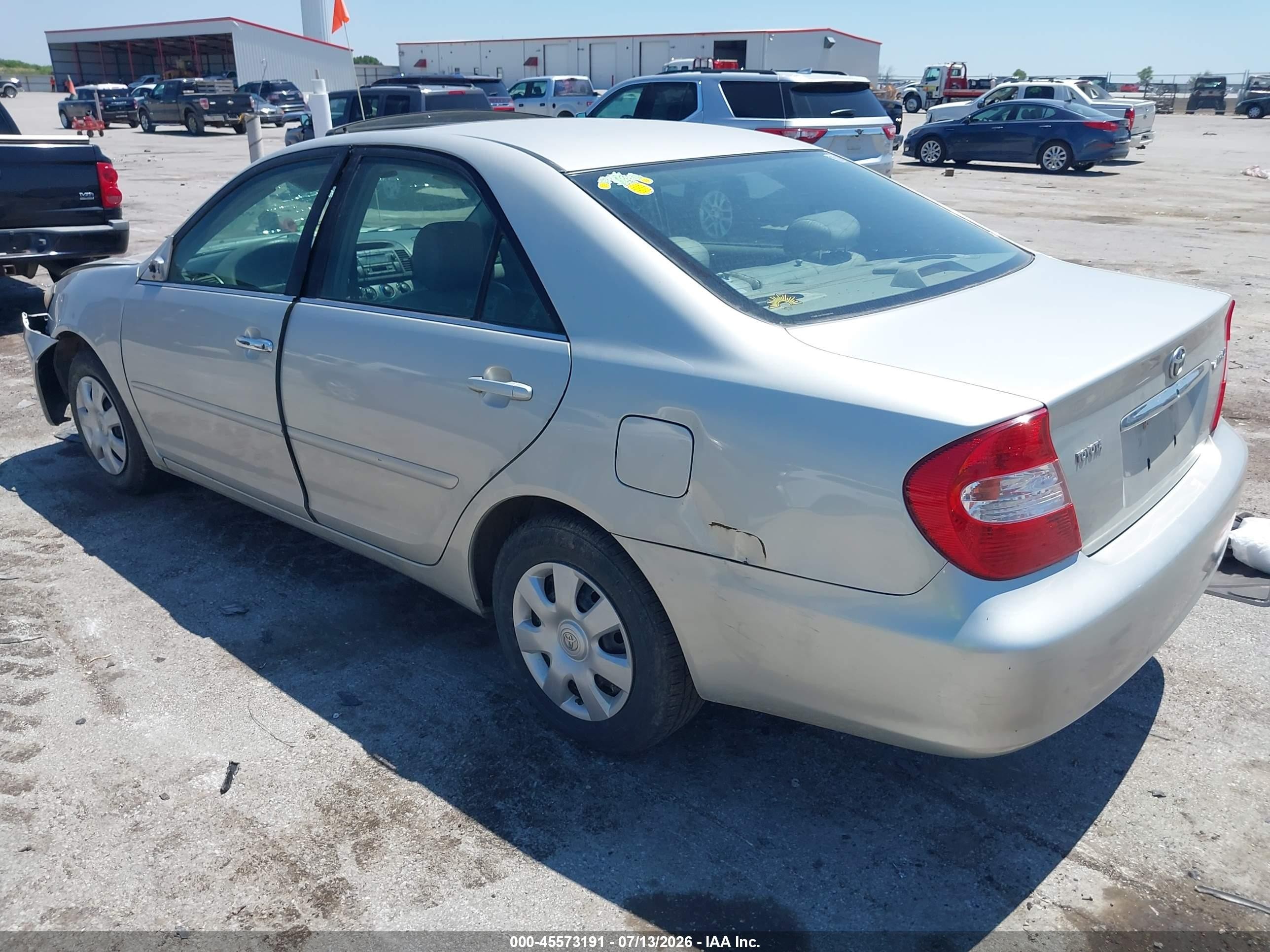 2003 Toyota Camry Le Silver vin: 4T1BE32K43U206098