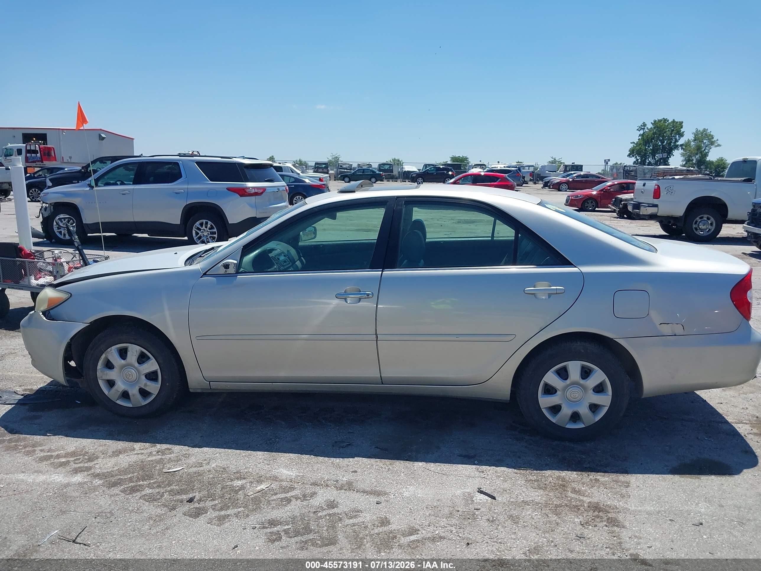 2003 Toyota Camry Le Silver vin: 4T1BE32K43U206098