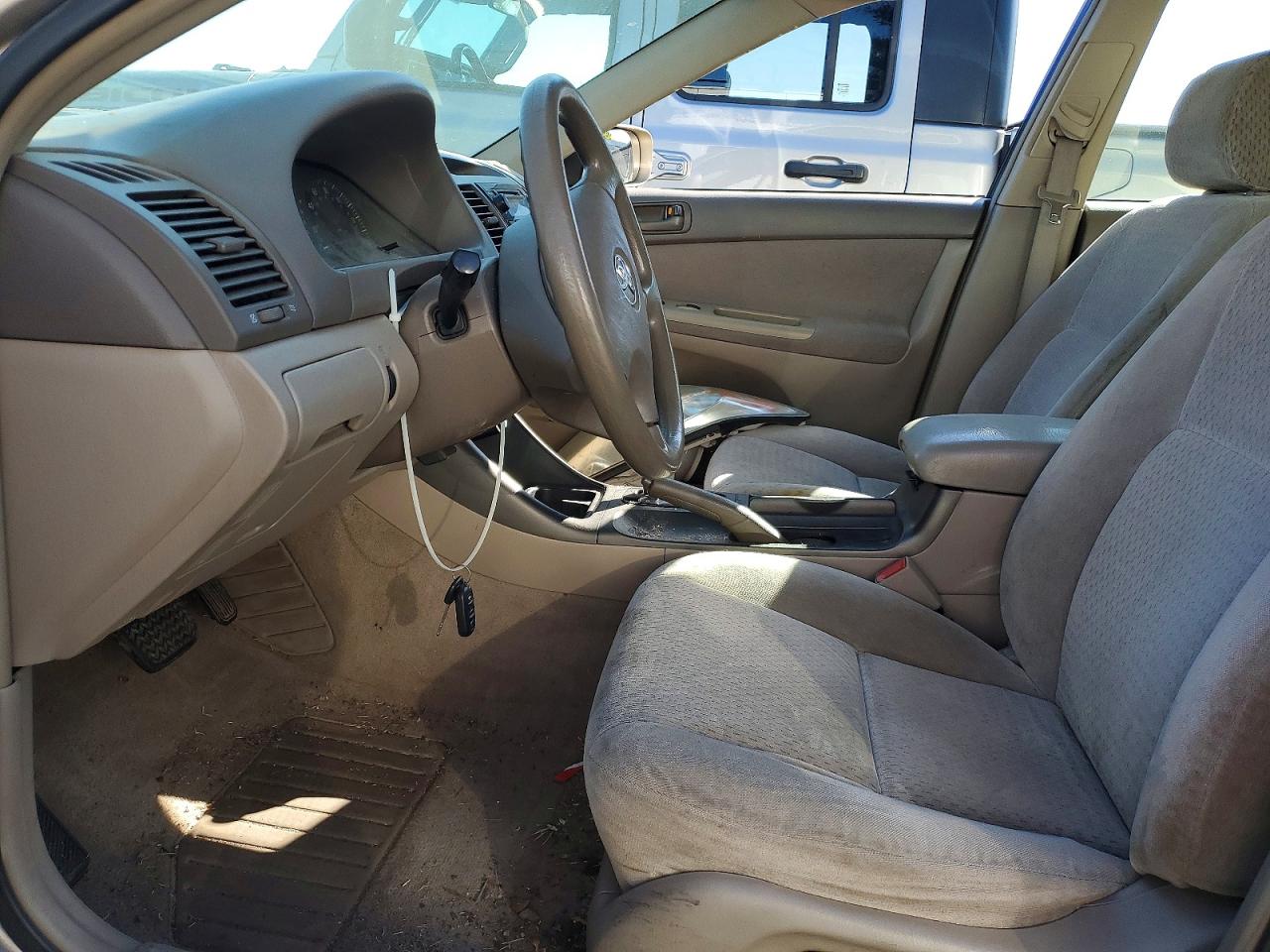 2003 Toyota Camry Le Silver vin: 4T1BE32K43U210250