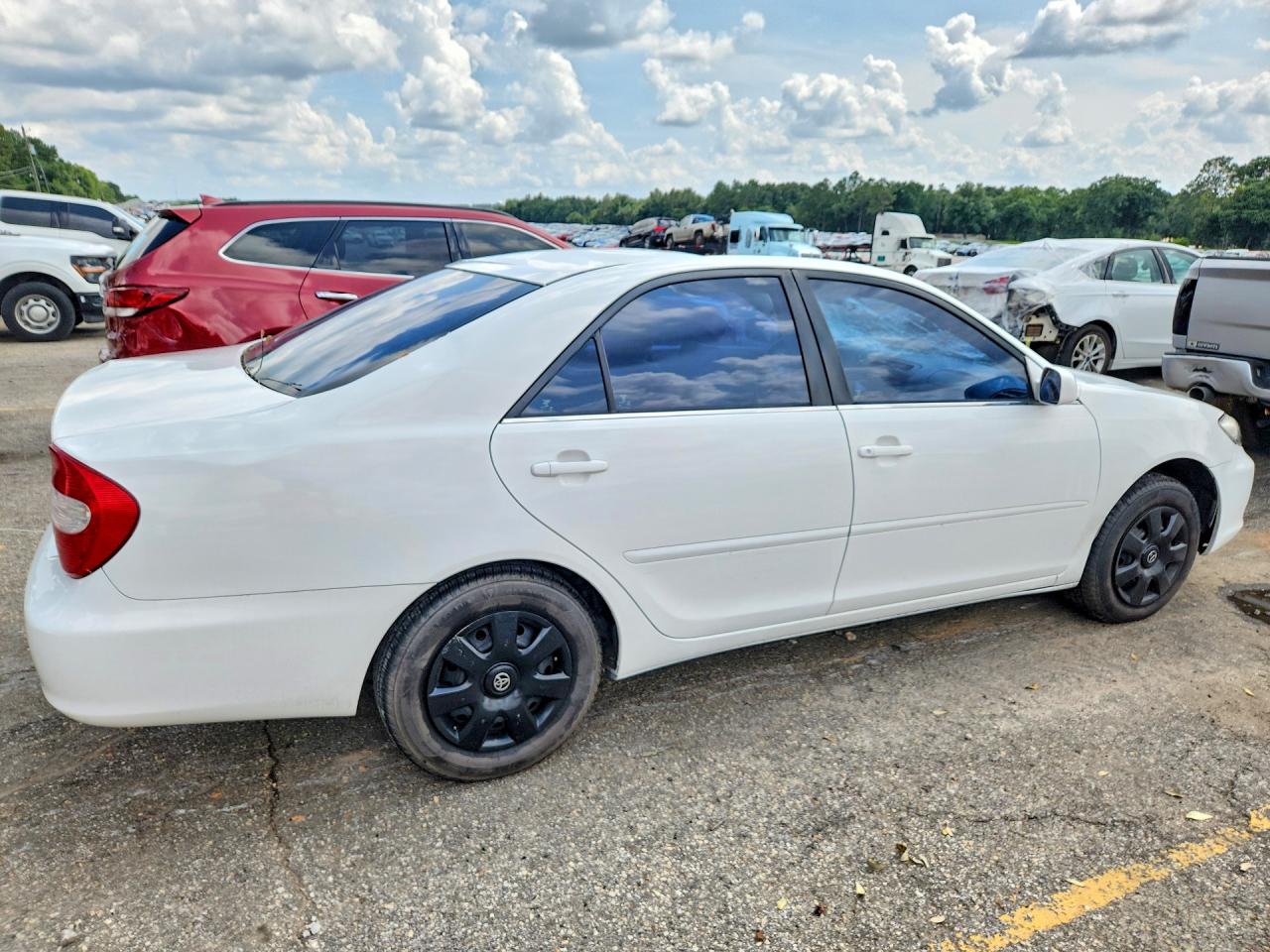 2003 Toyota Camry Le White vin: 4T1BE32K43U240185