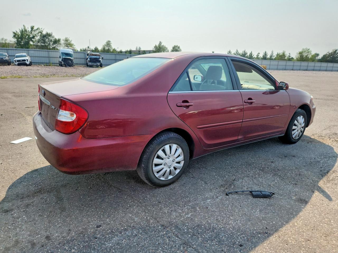 2003 Toyota Camry Le Red vin: 4T1BE32K43U249811
