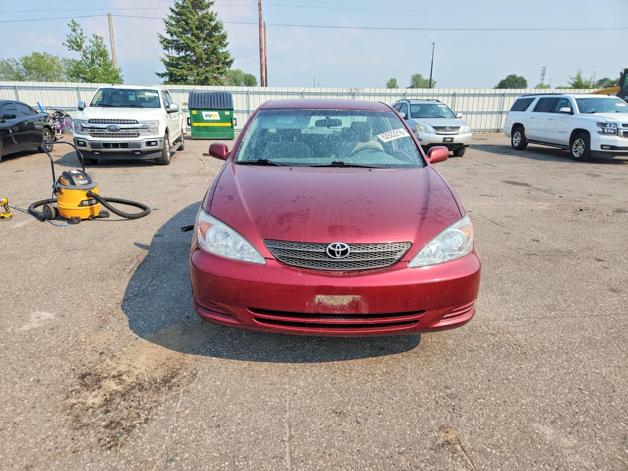 2003 Toyota Camry Le Red vin: 4T1BE32K43U249811