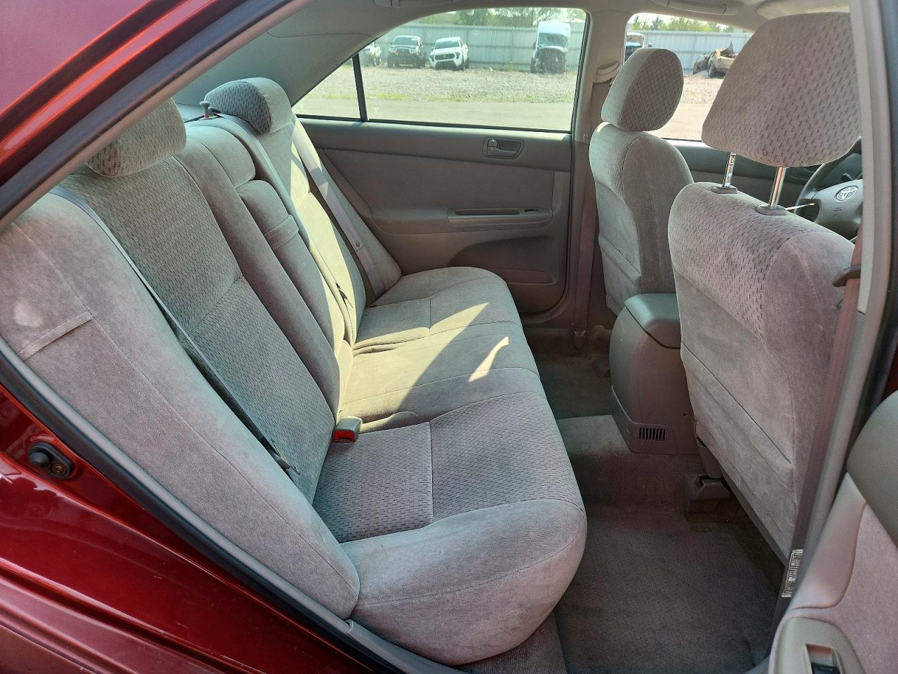 2003 Toyota Camry Le Red vin: 4T1BE32K43U249811