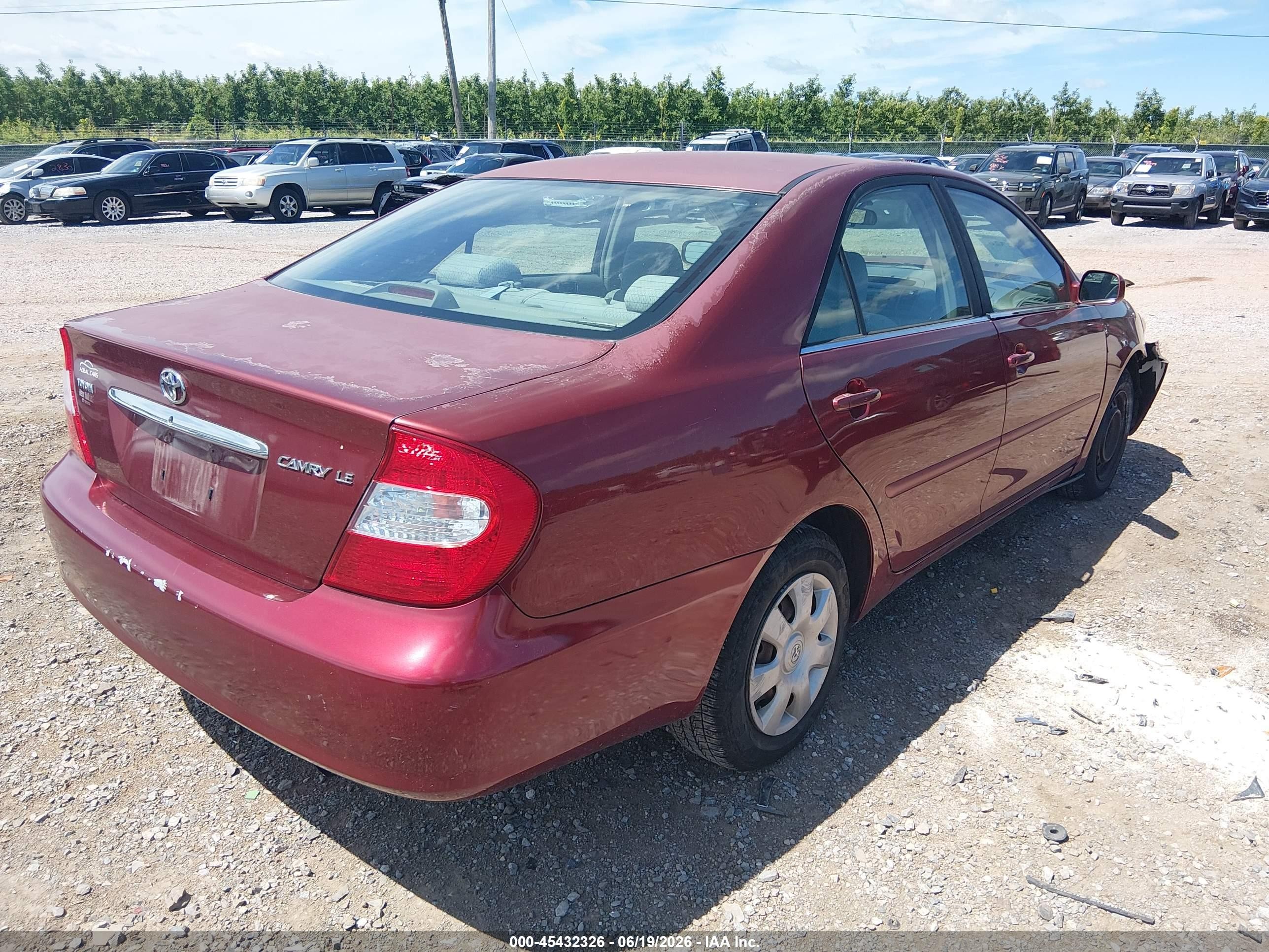 2003 Toyota Camry Le Red vin: 4T1BE32K43U254975