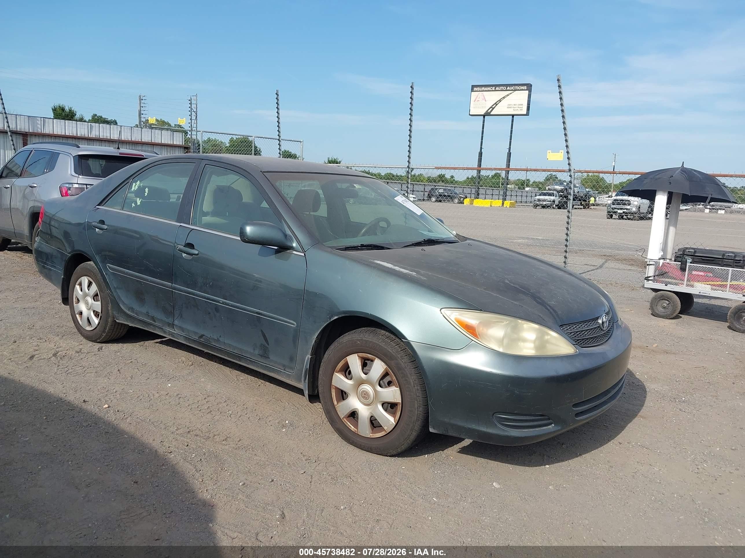 2003 Toyota Camry Le Green vin: 4T1BE32K43U696221