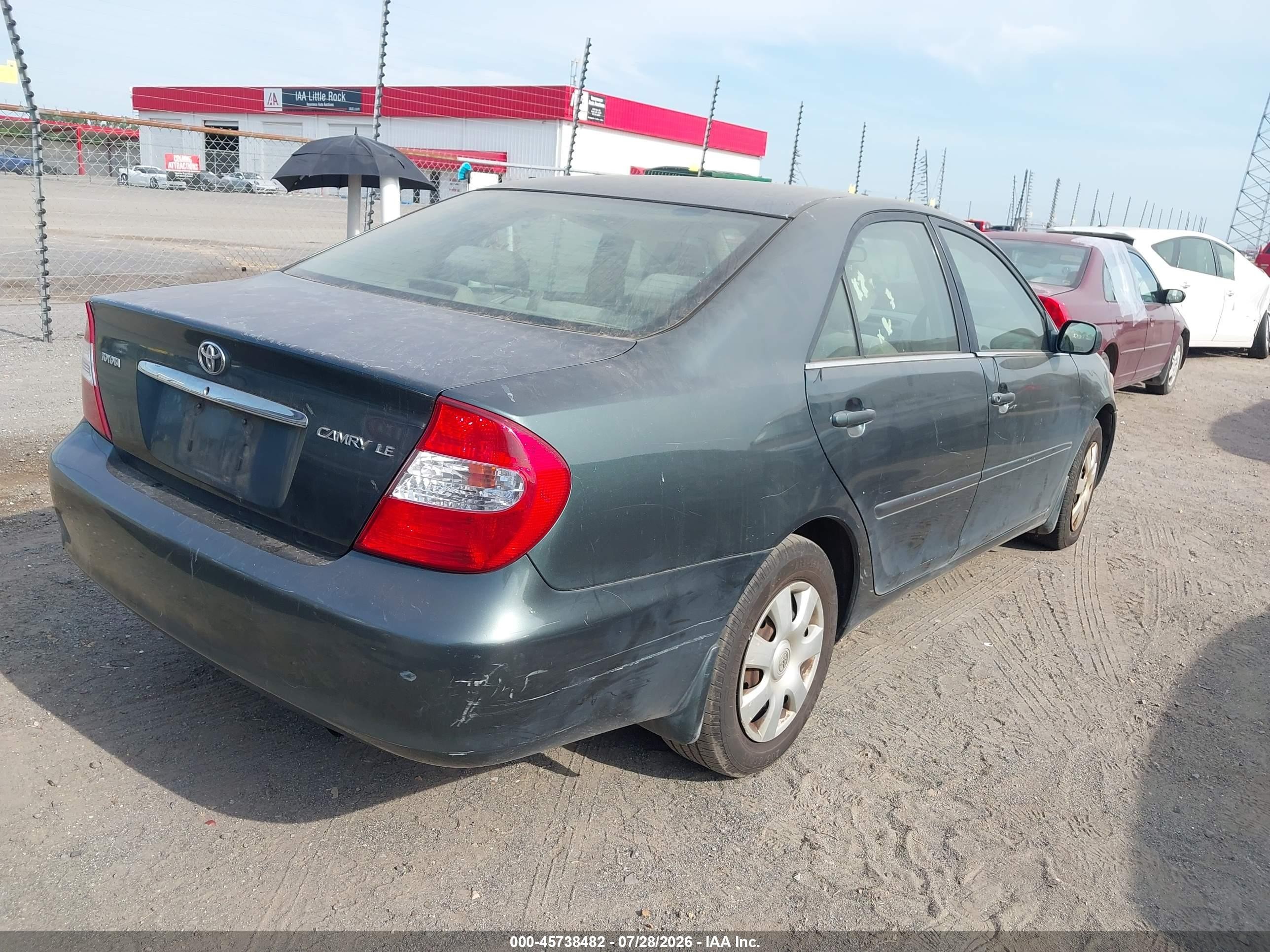 2003 Toyota Camry Le Green vin: 4T1BE32K43U696221