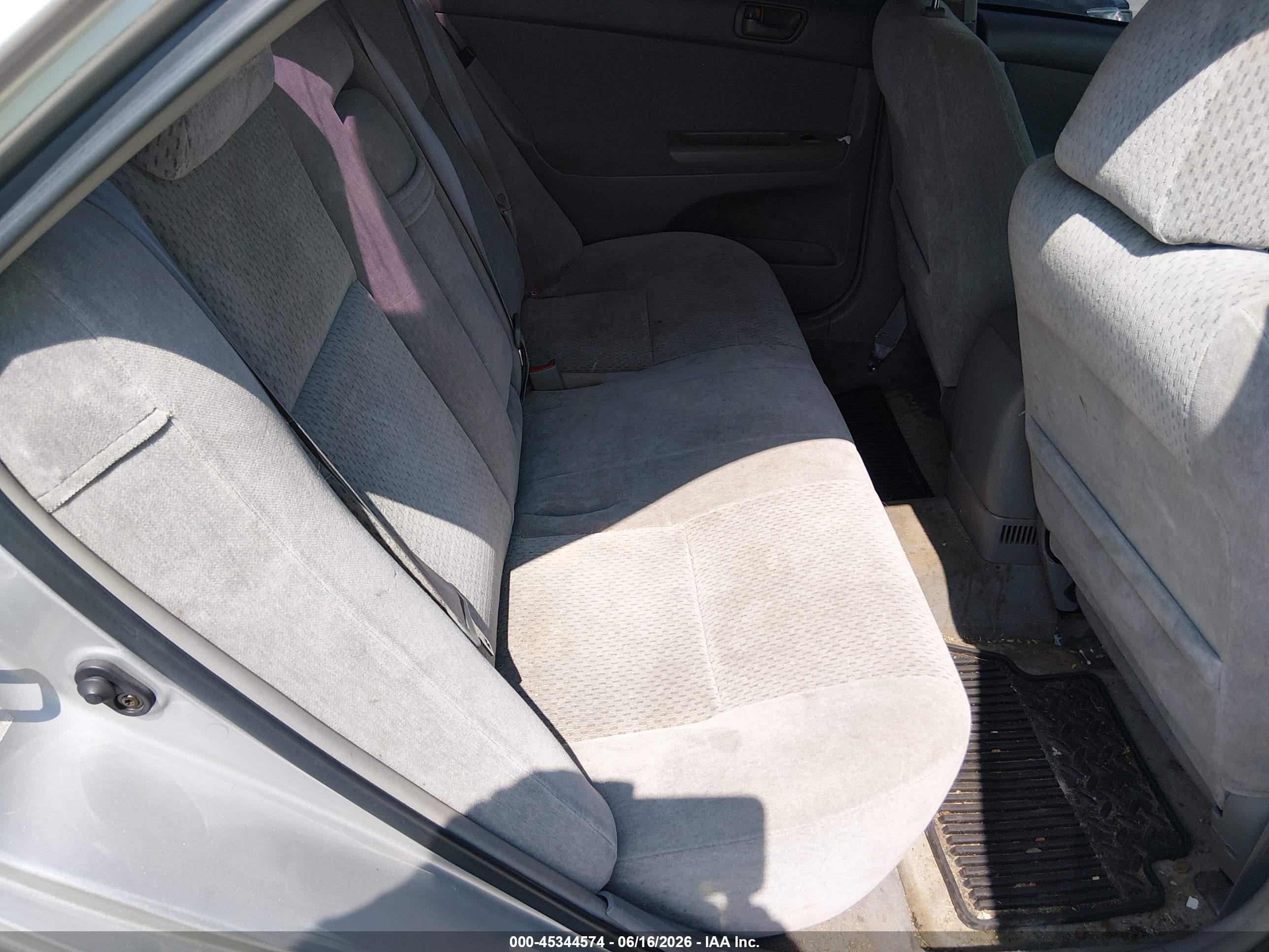 2003 Toyota Camry Le Gray vin: 4T1BE32K43U703023