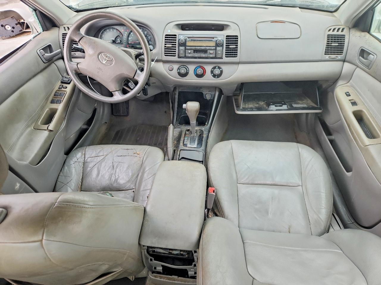 2003 Toyota Camry Le Silver vin: 4T1BE32K43U715088