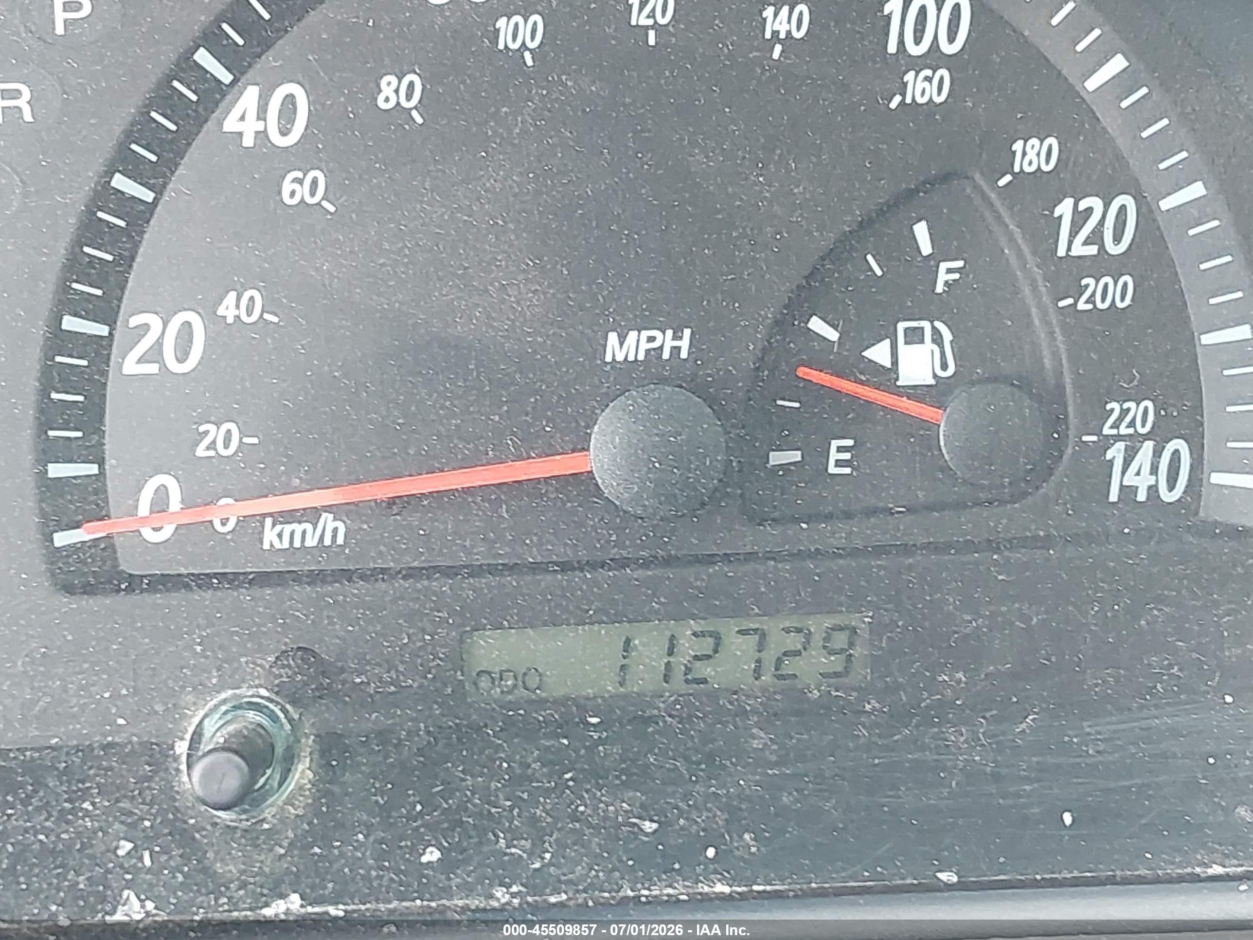 2004 Toyota Camry Le Серебряный vin: 4T1BE32K44U351109
