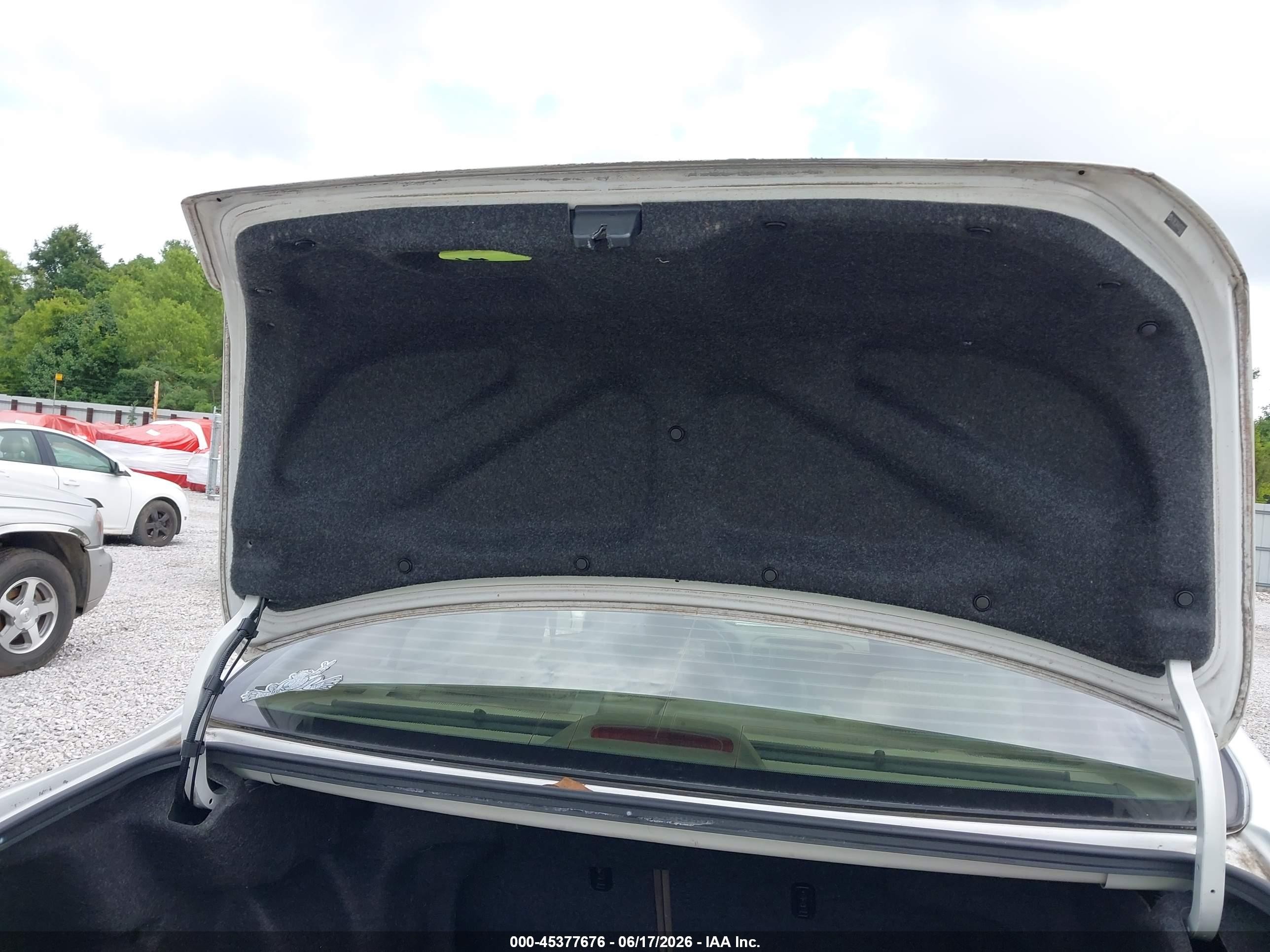 2004 Toyota Camry Xle White vin: 4T1BE32K44U353037