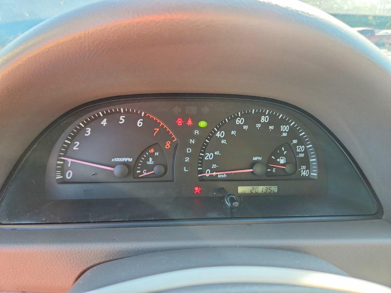 2004 Toyota Camry Le Silver vin: 4T1BE32K44U366242