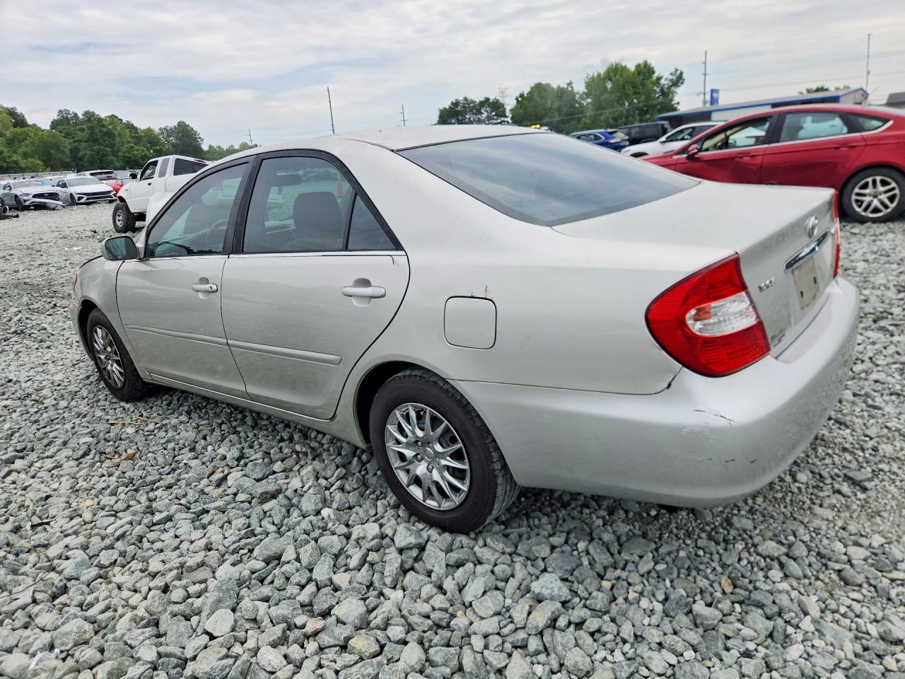 2004 Toyota Camry Le Серебряный vin: 4T1BE32K44U794196