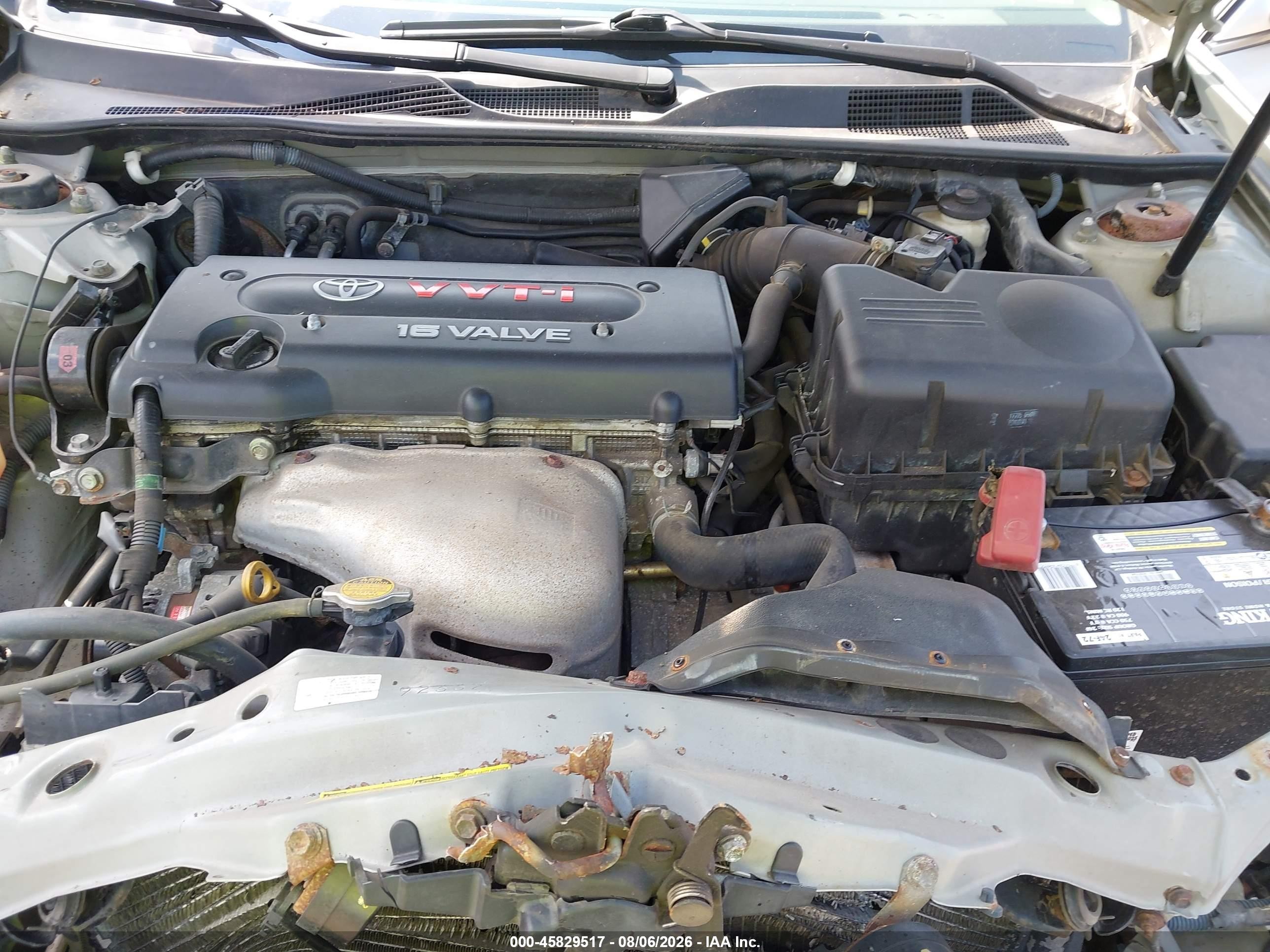 2004 Toyota Camry Le Silver vin: 4T1BE32K44U820568