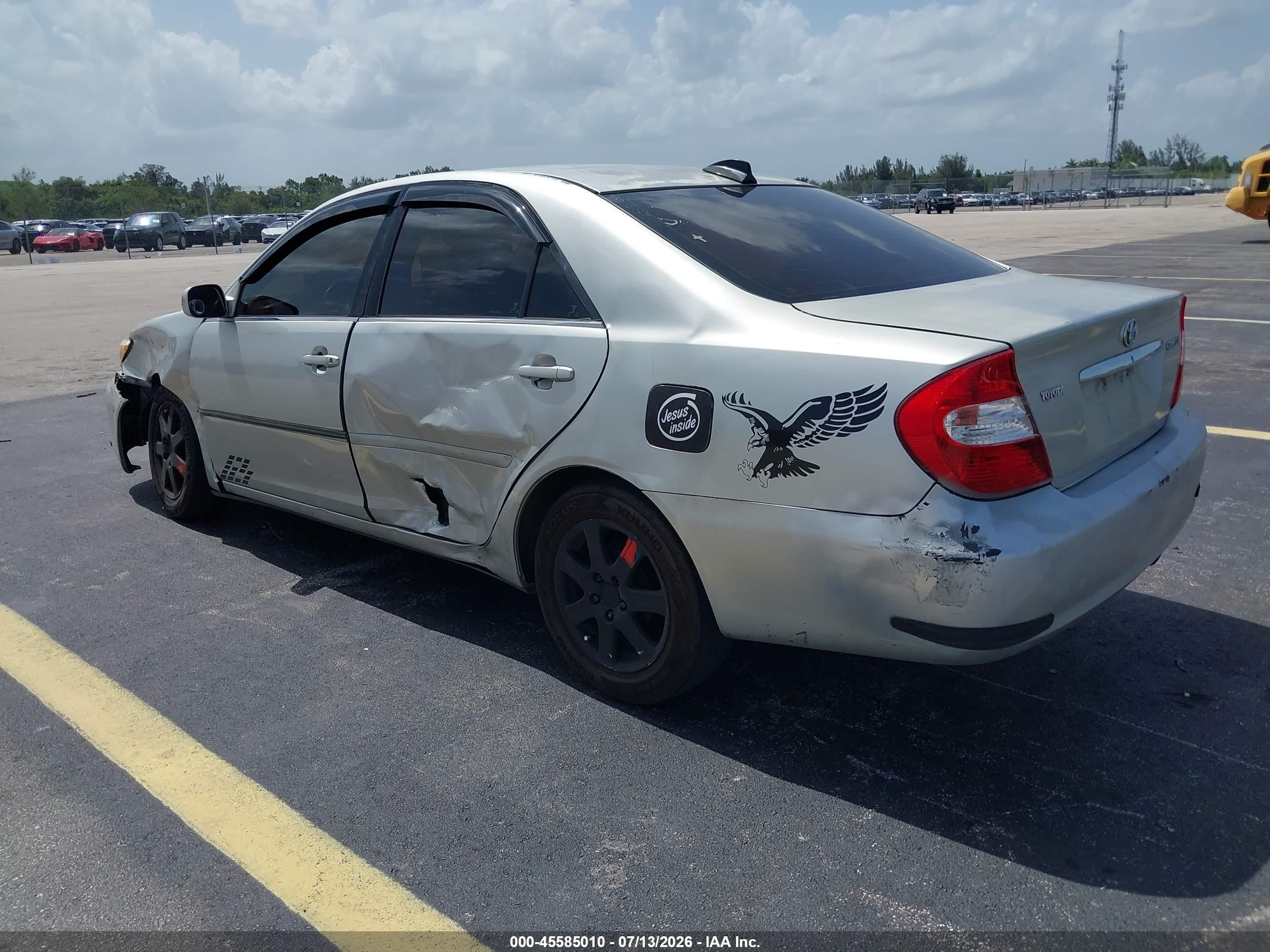 2004 Toyota Camry Le Серебряный vin: 4T1BE32K44U827164
